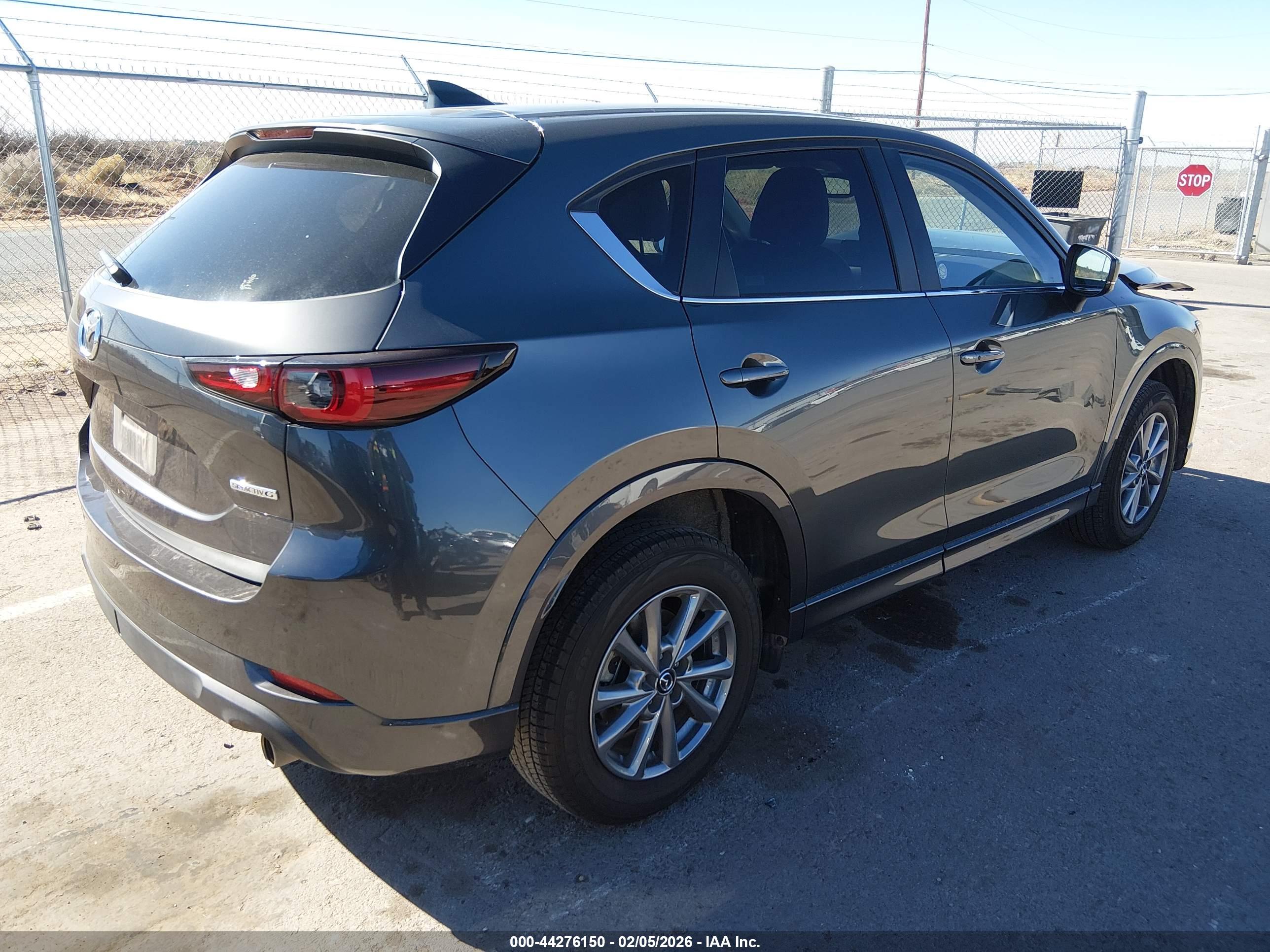 MAZDA CX-5 image 4