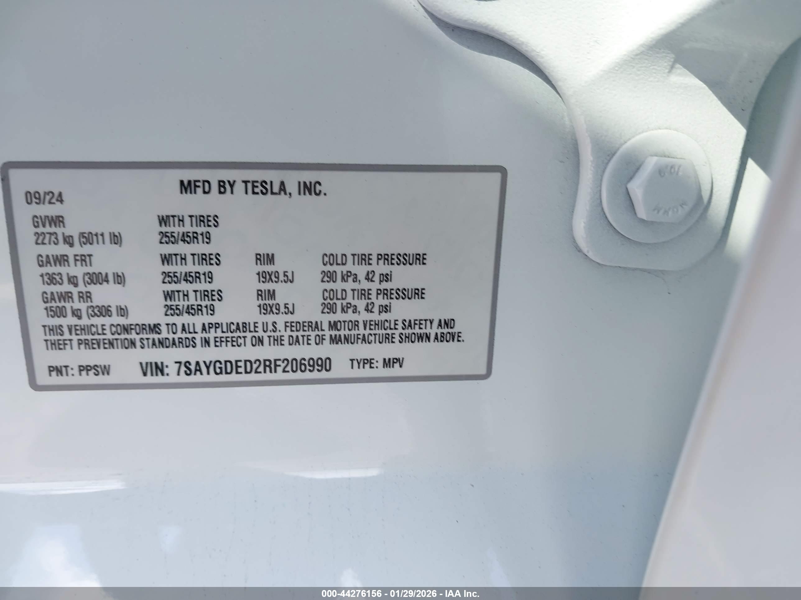 TESLA MODEL image 9