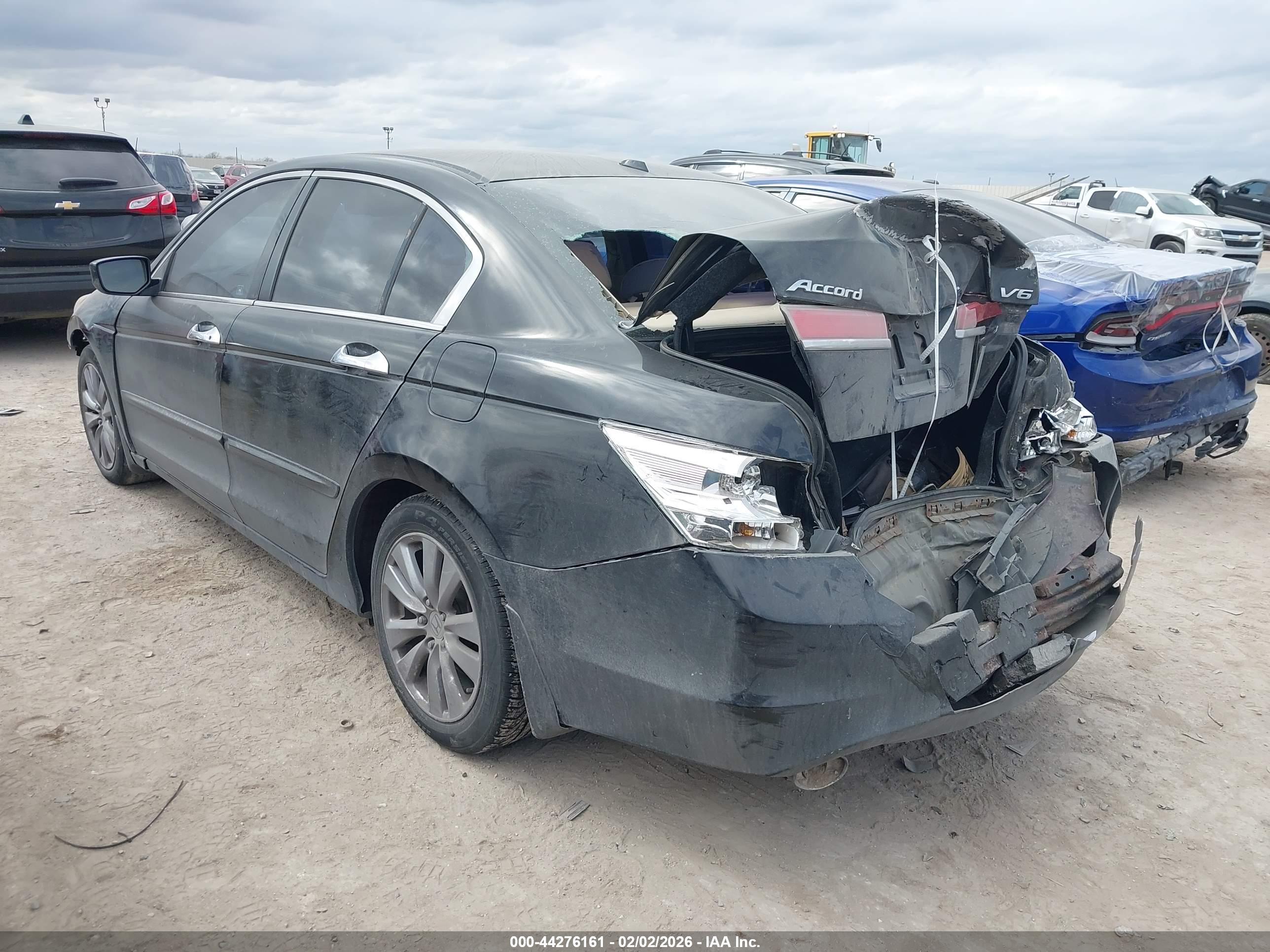 HONDA ACCORD image 3