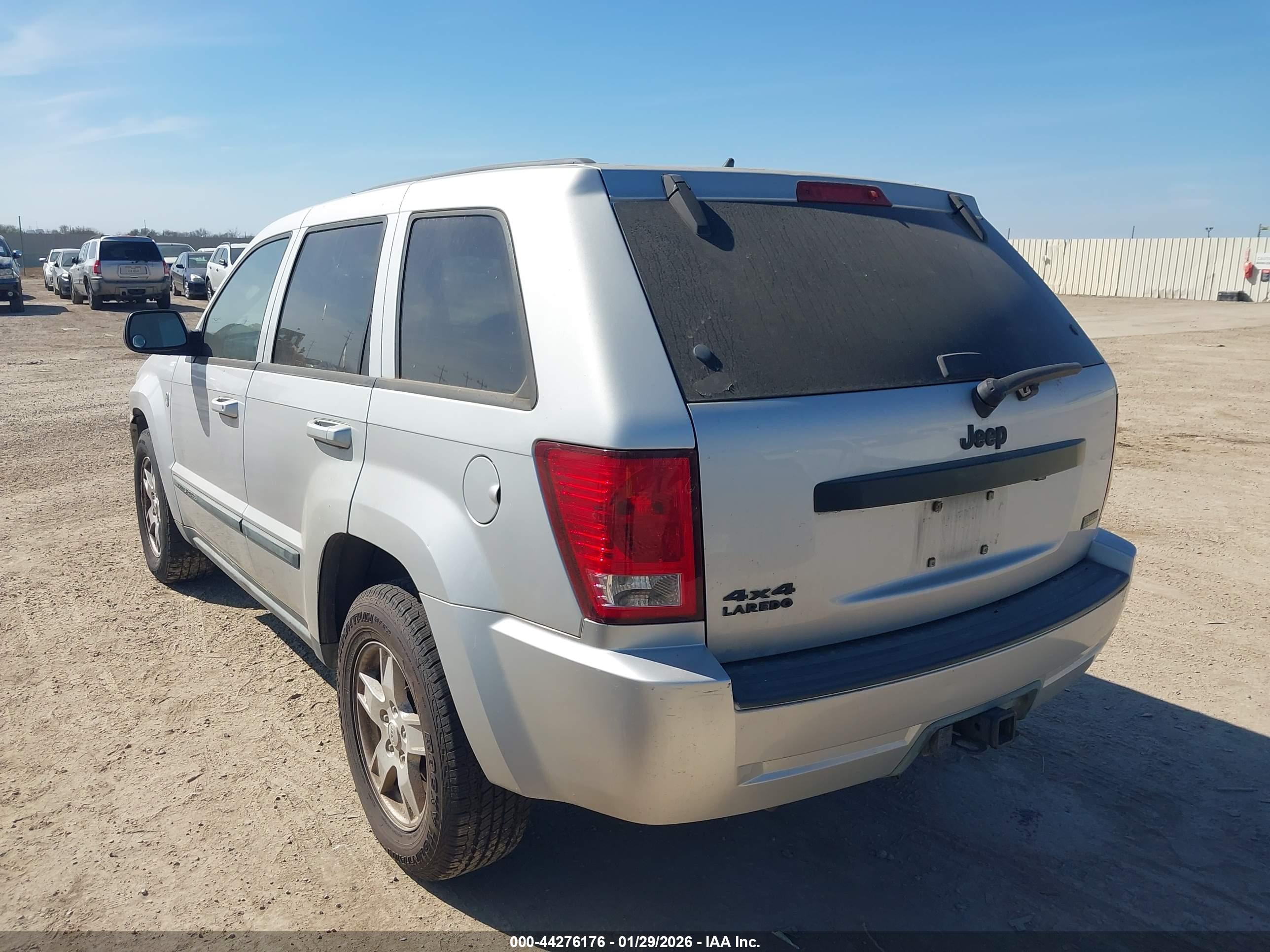 JEEP GRAND image 3