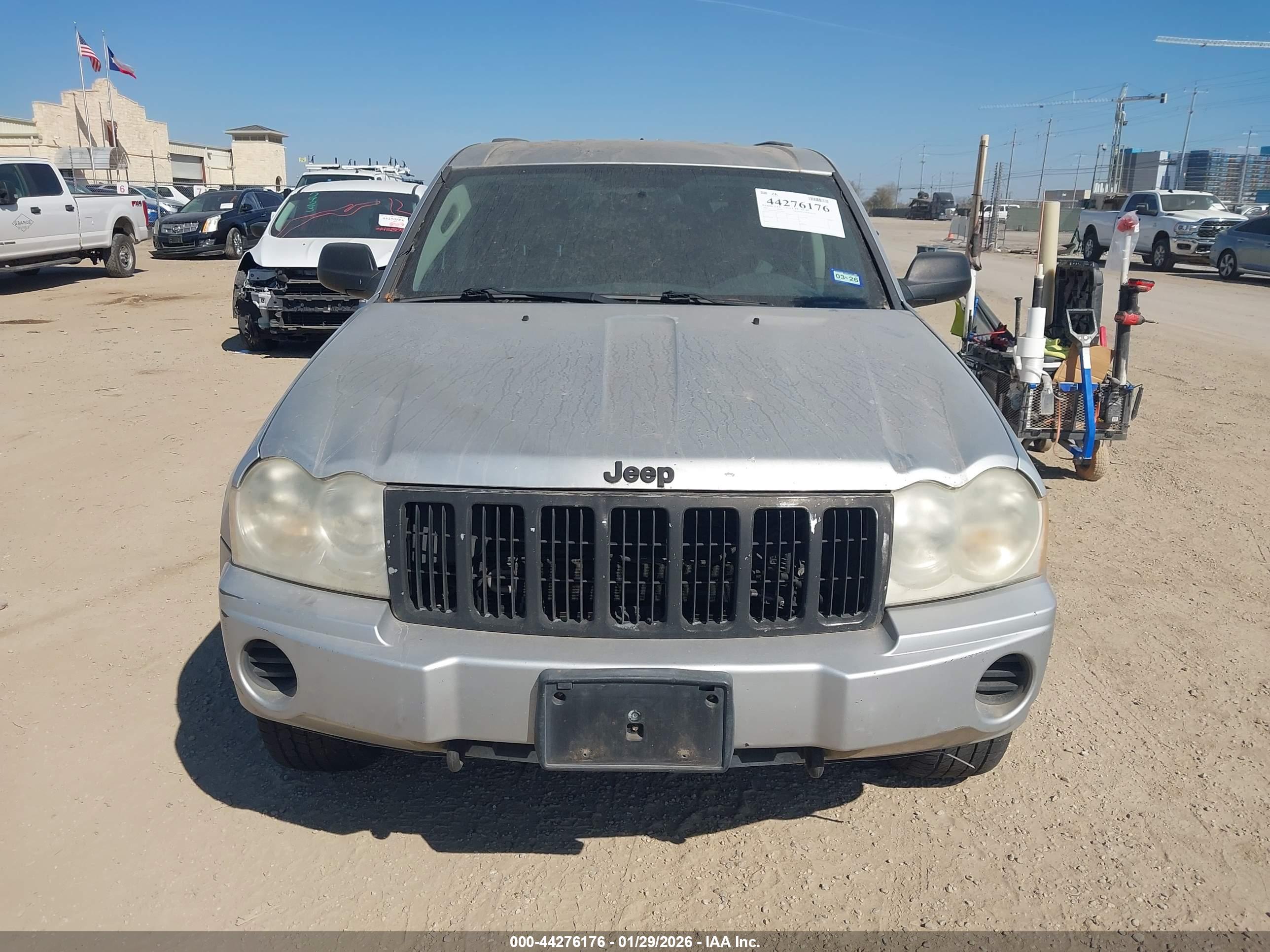 JEEP GRAND image 6