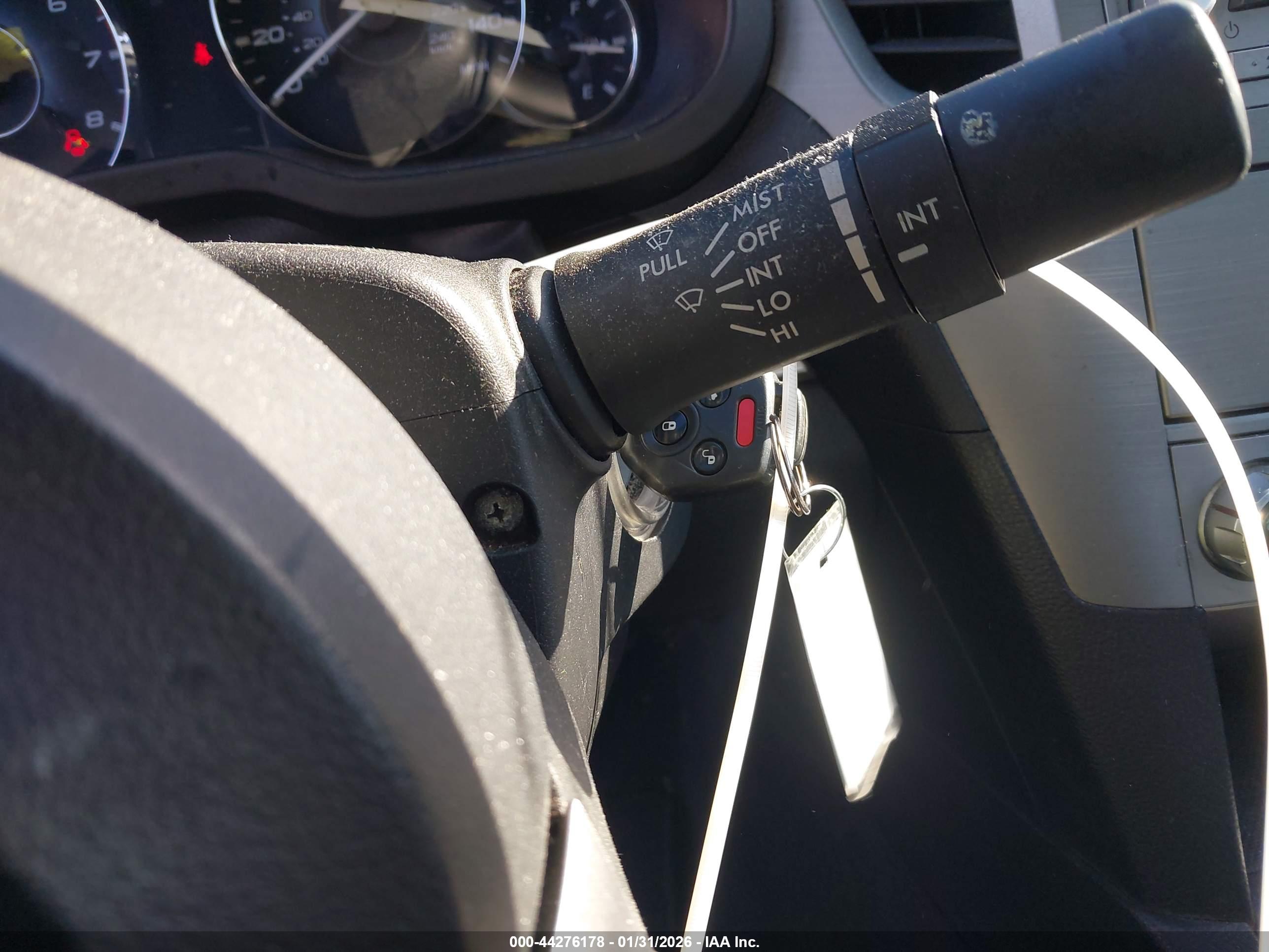 SUBARU LEGACY image 11