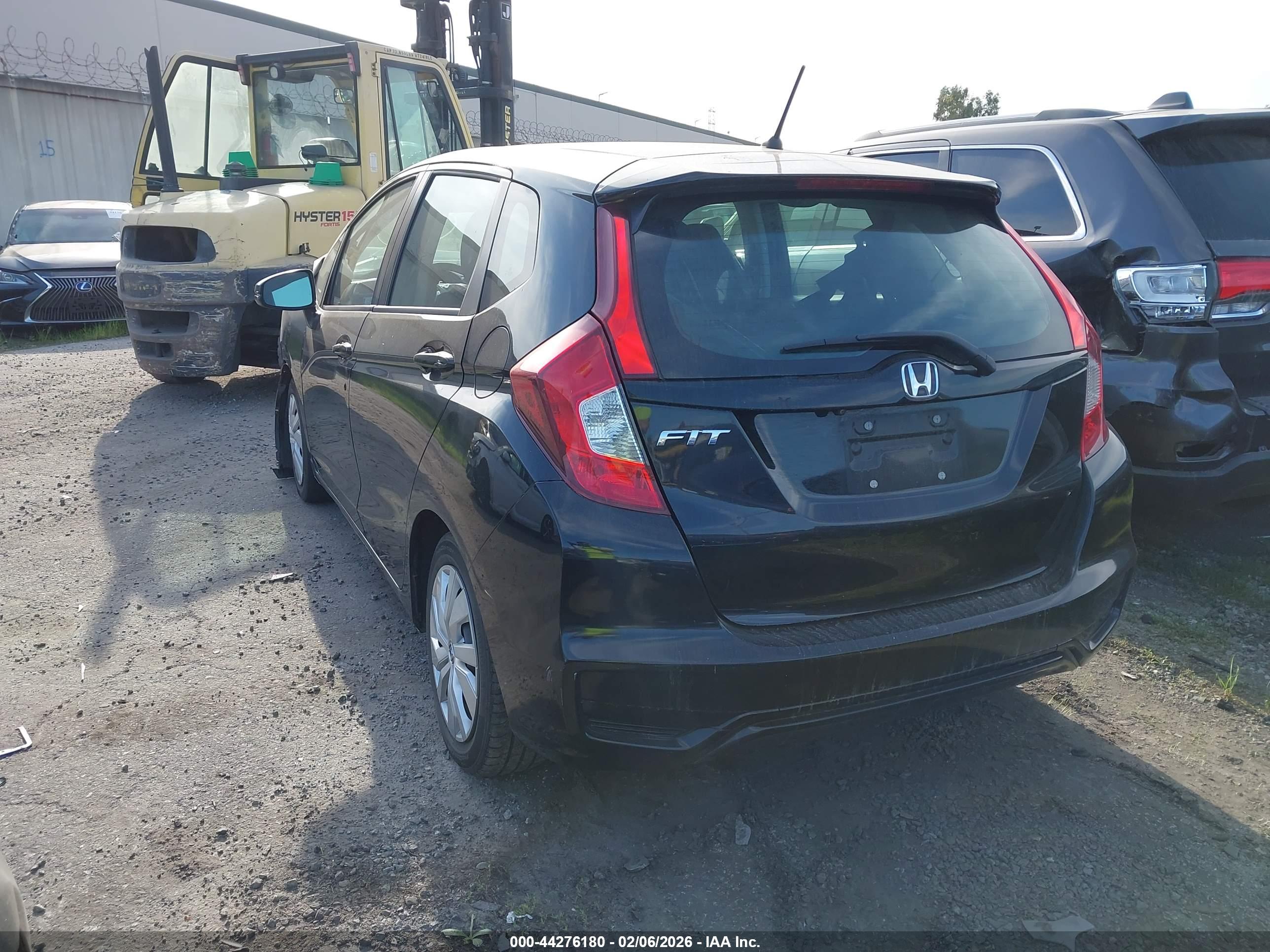 HONDA FIT image 3