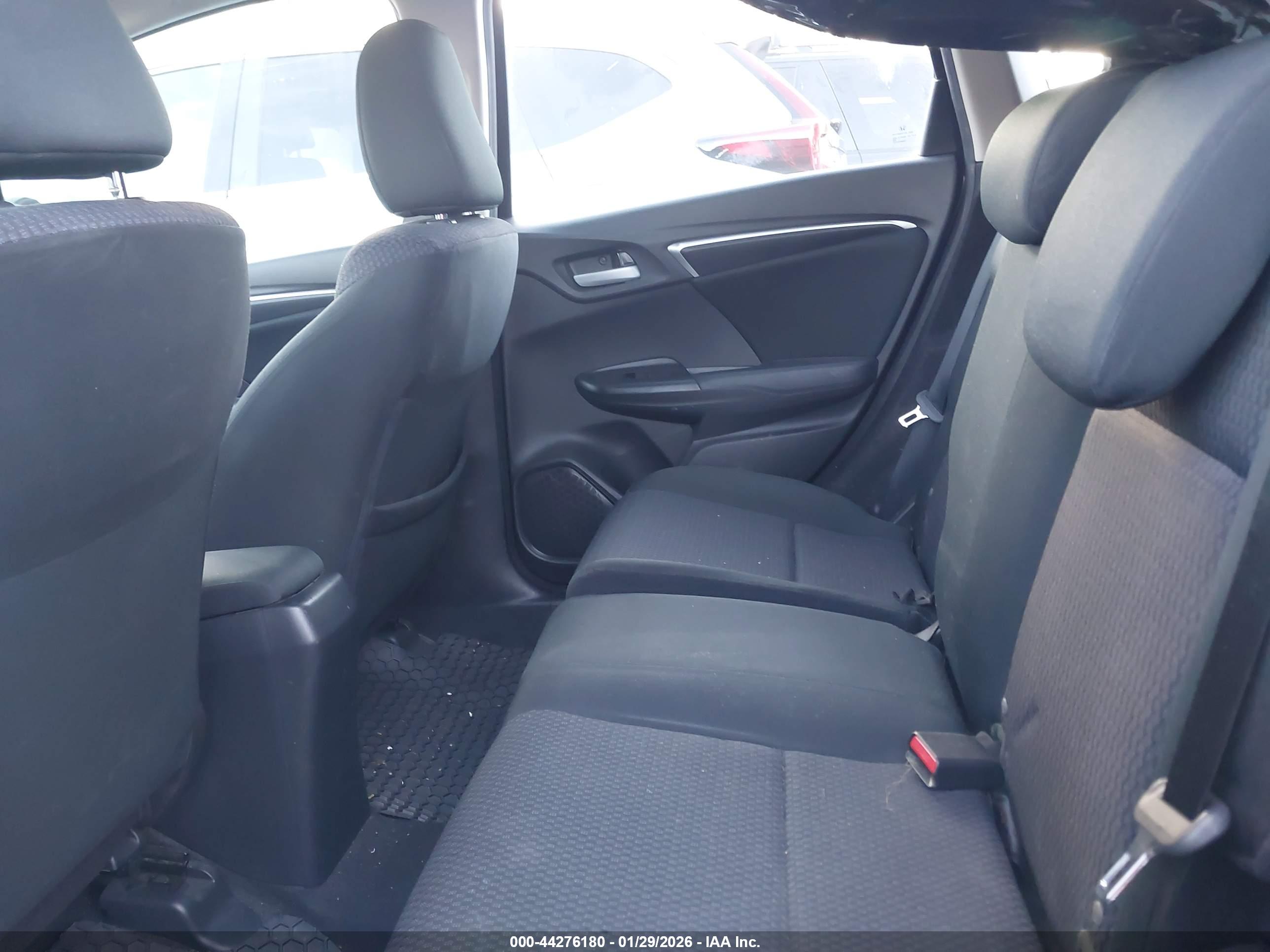 HONDA FIT image 8