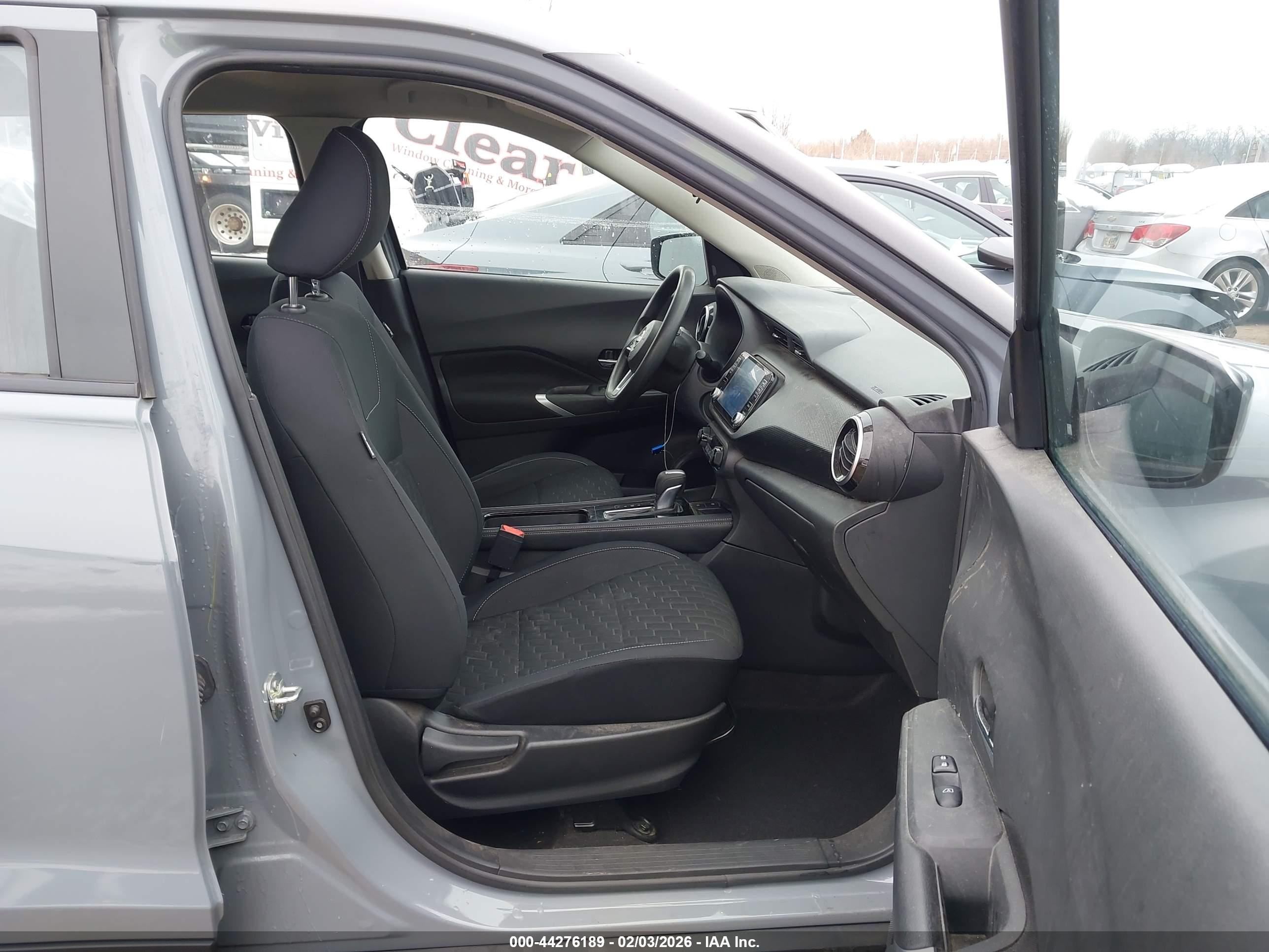 NISSAN KICKS image 5
