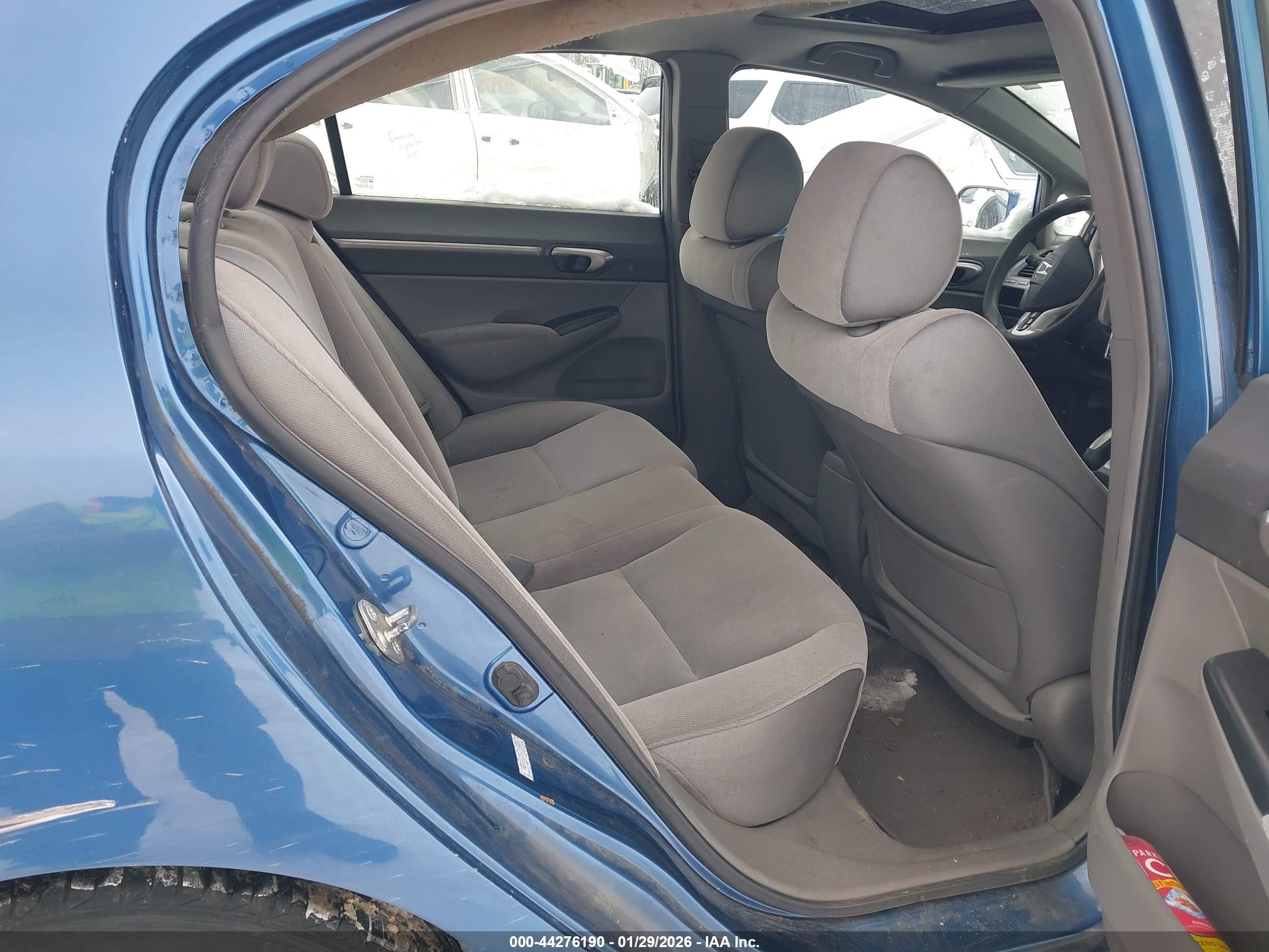 HONDA CIVIC image 8
