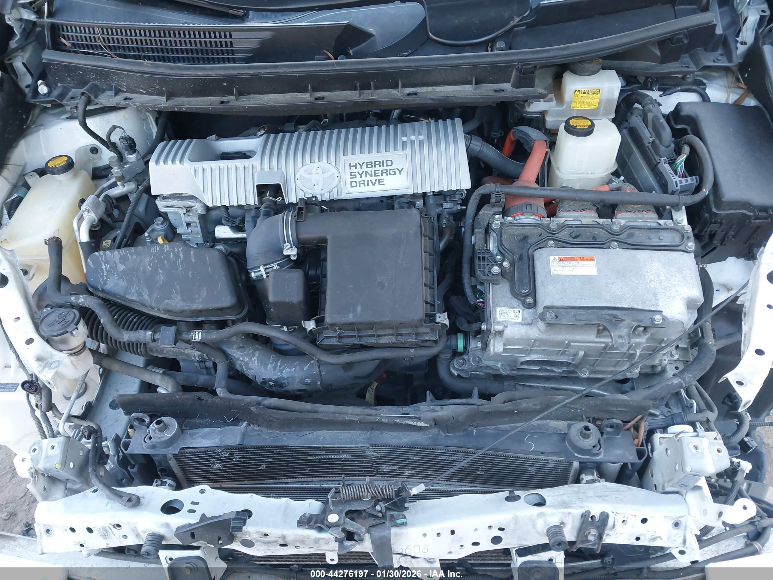 TOYOTA PRIUS image 10