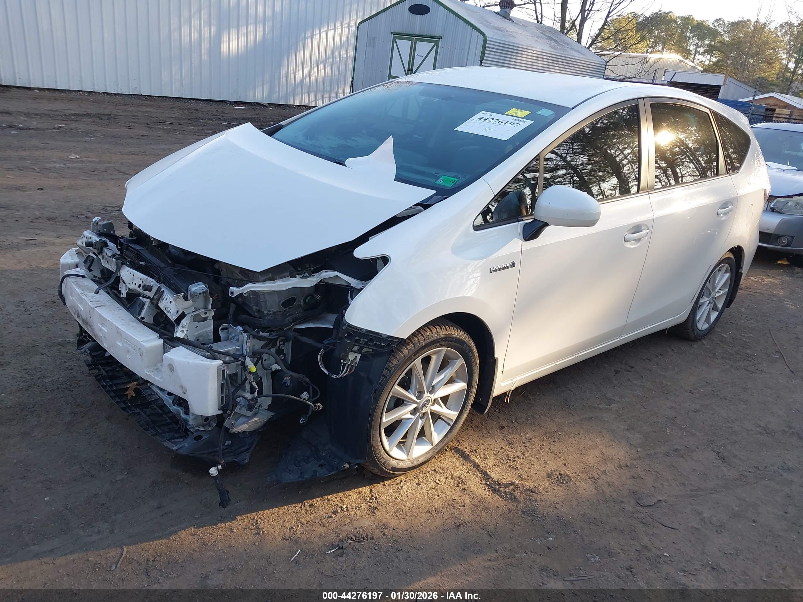TOYOTA PRIUS image 2
