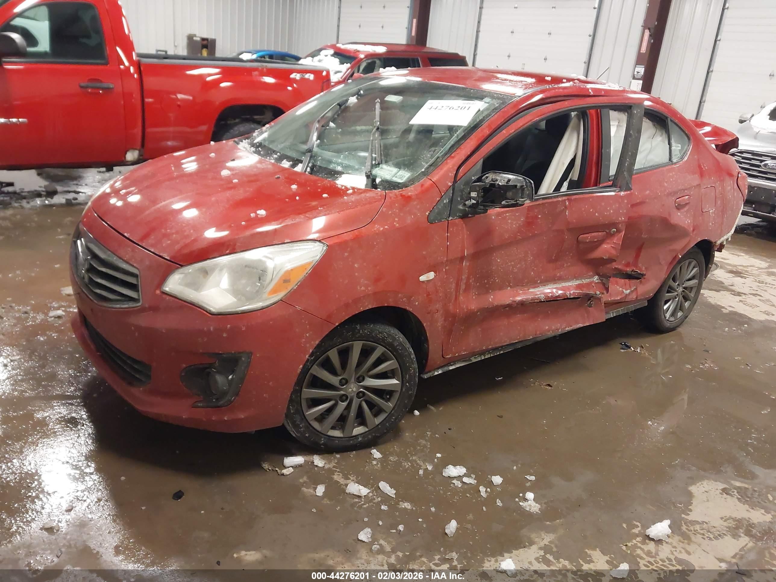 MITSUBISHI MIRAGE image 2