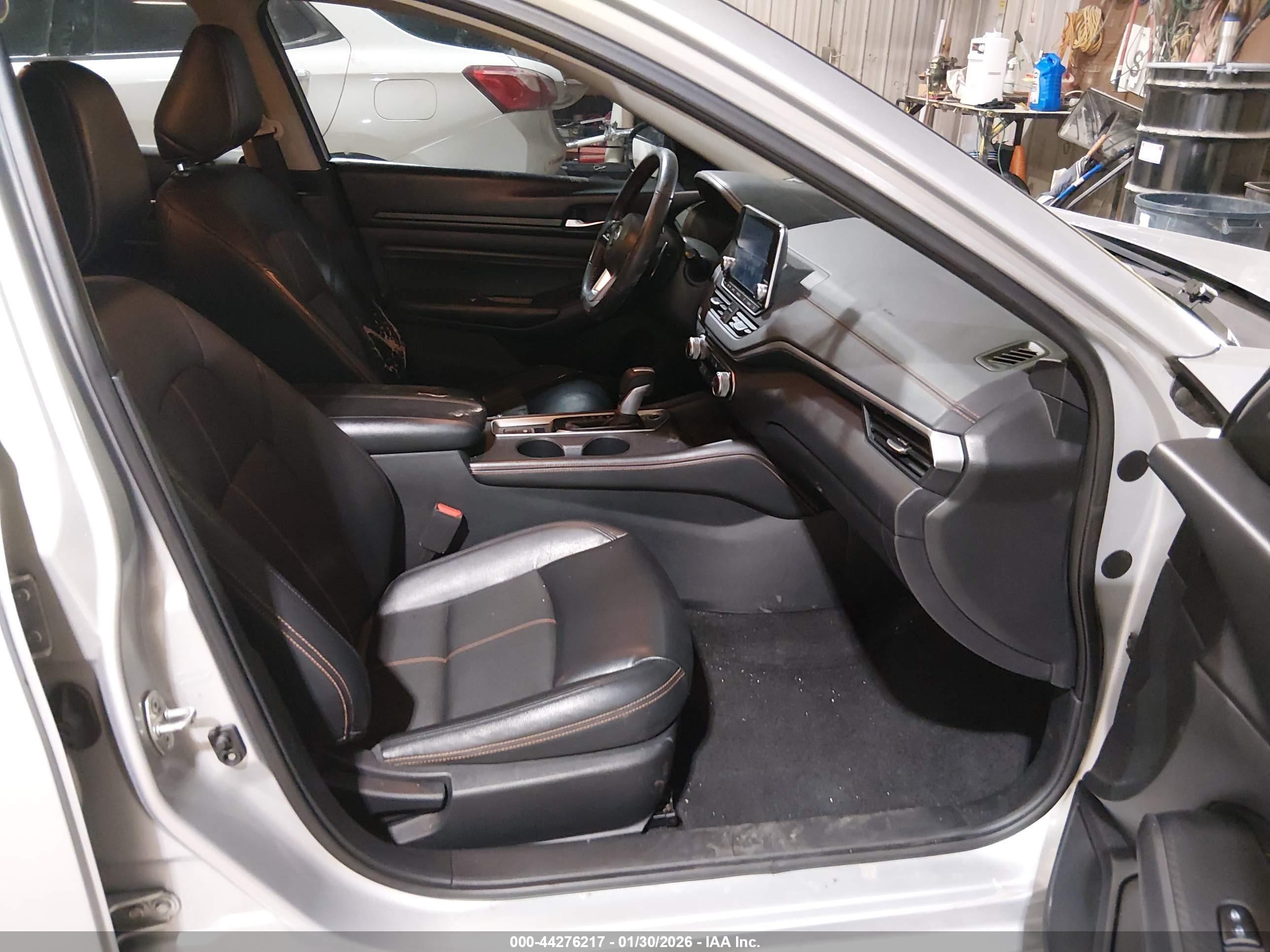 NISSAN ALTIMA image 5