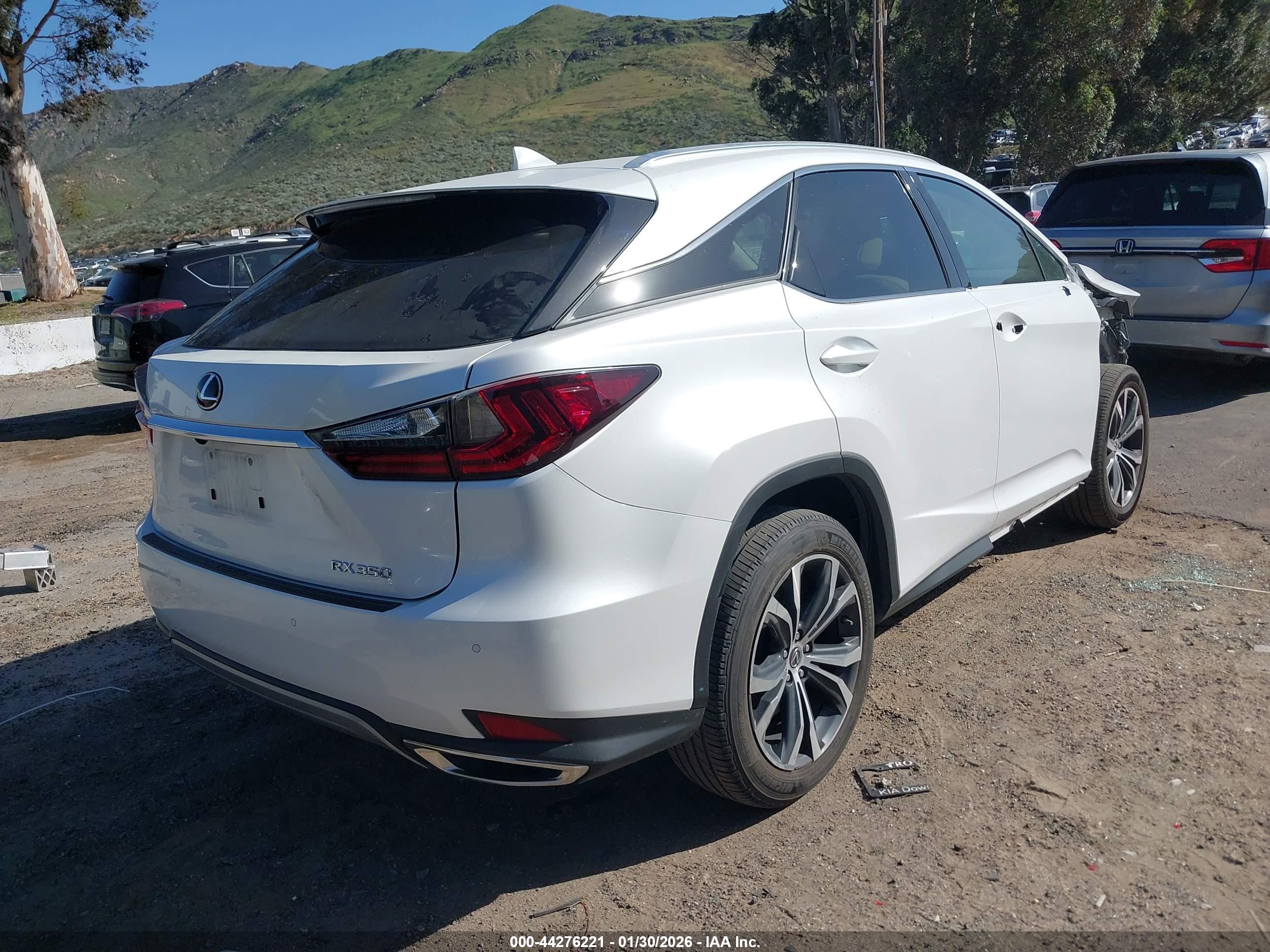 LEXUS RX image 4
