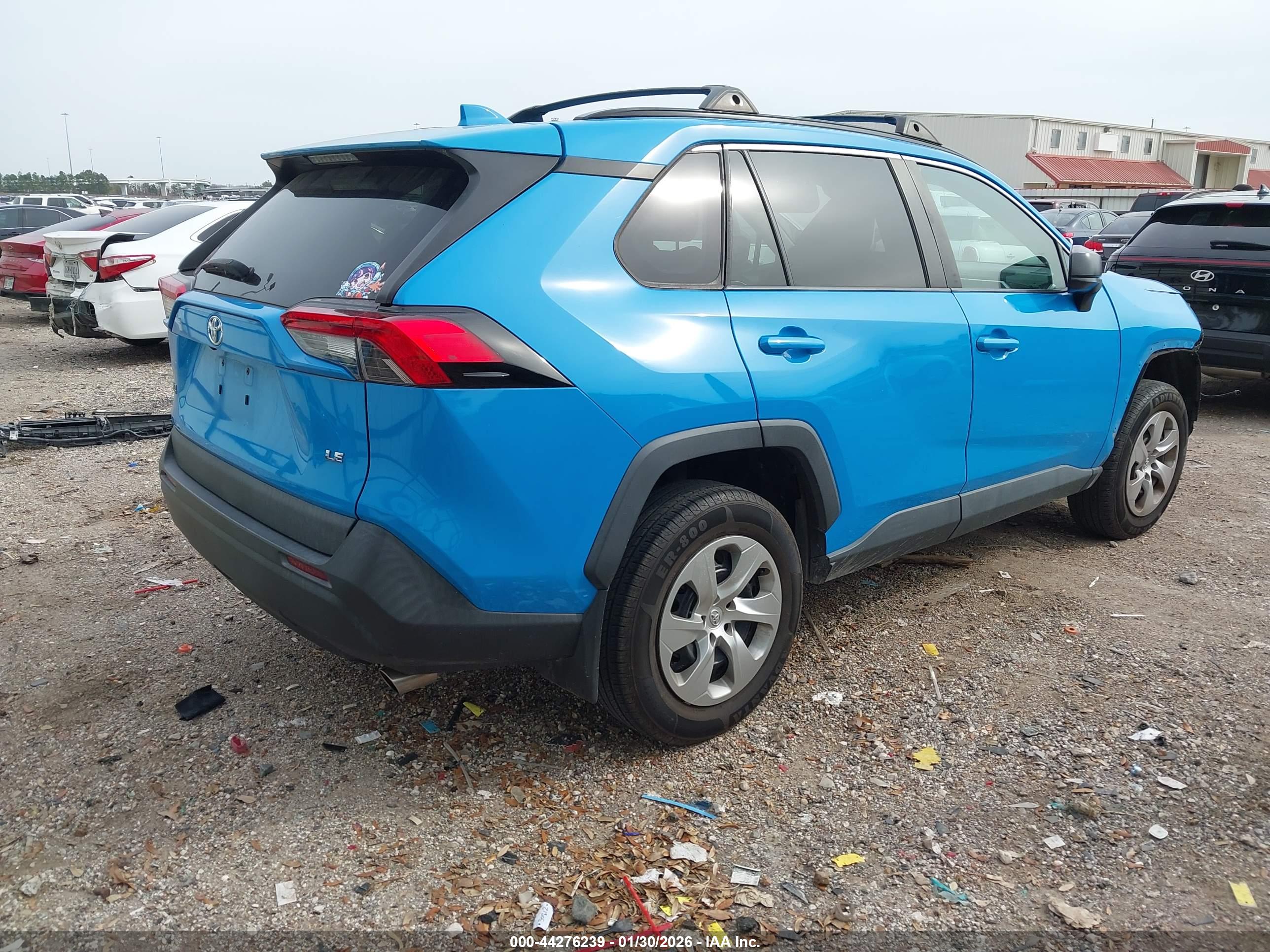 TOYOTA RAV4 image 4