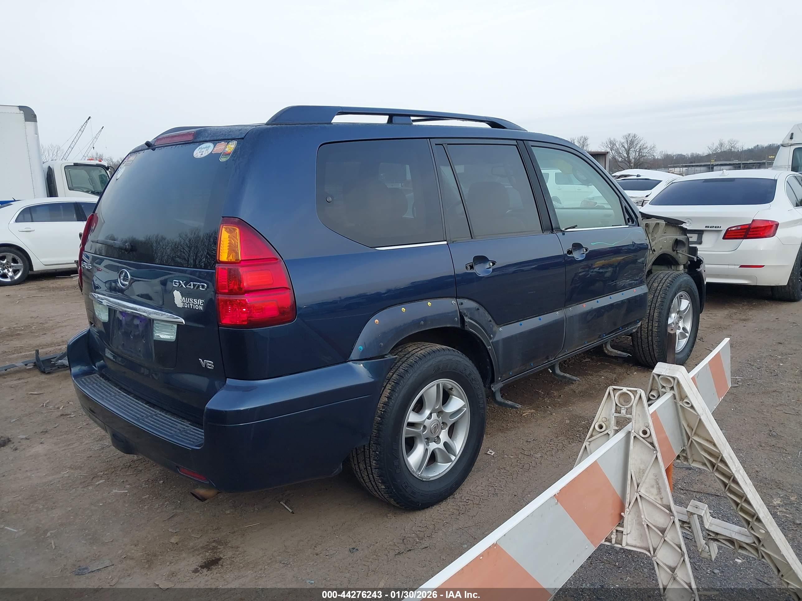 LEXUS GX image 4