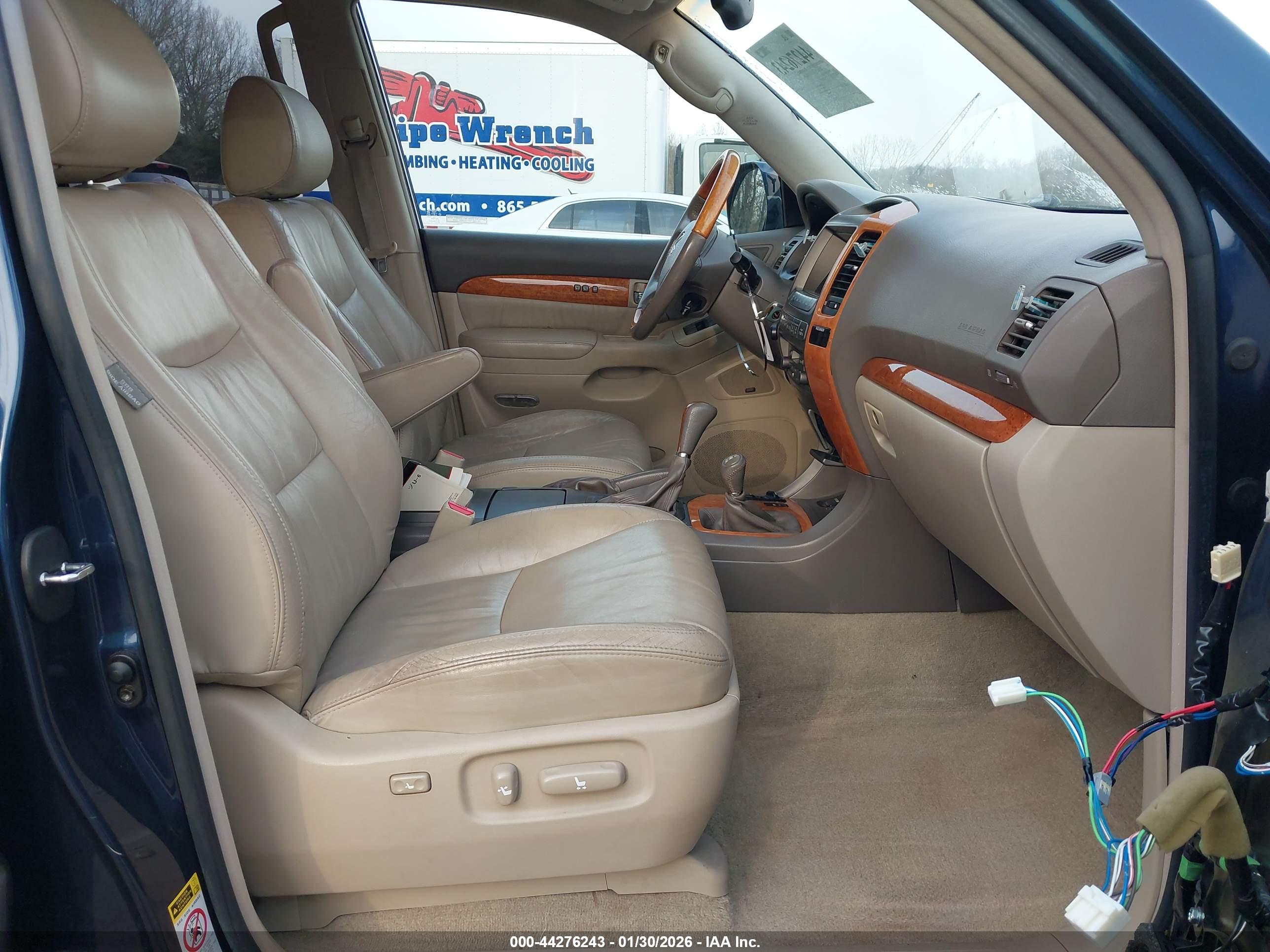 LEXUS GX image 5