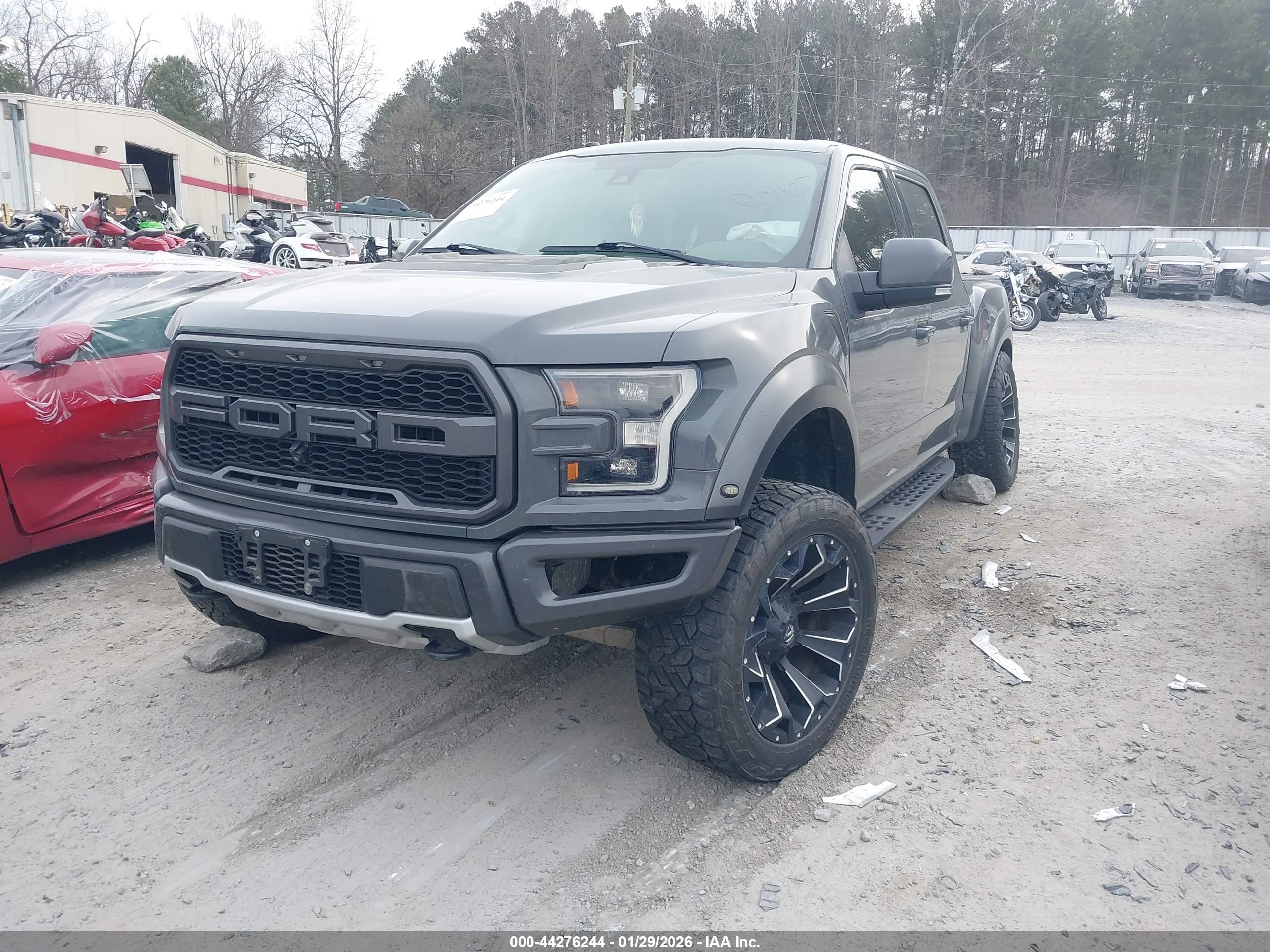 FORD F-150 image 2