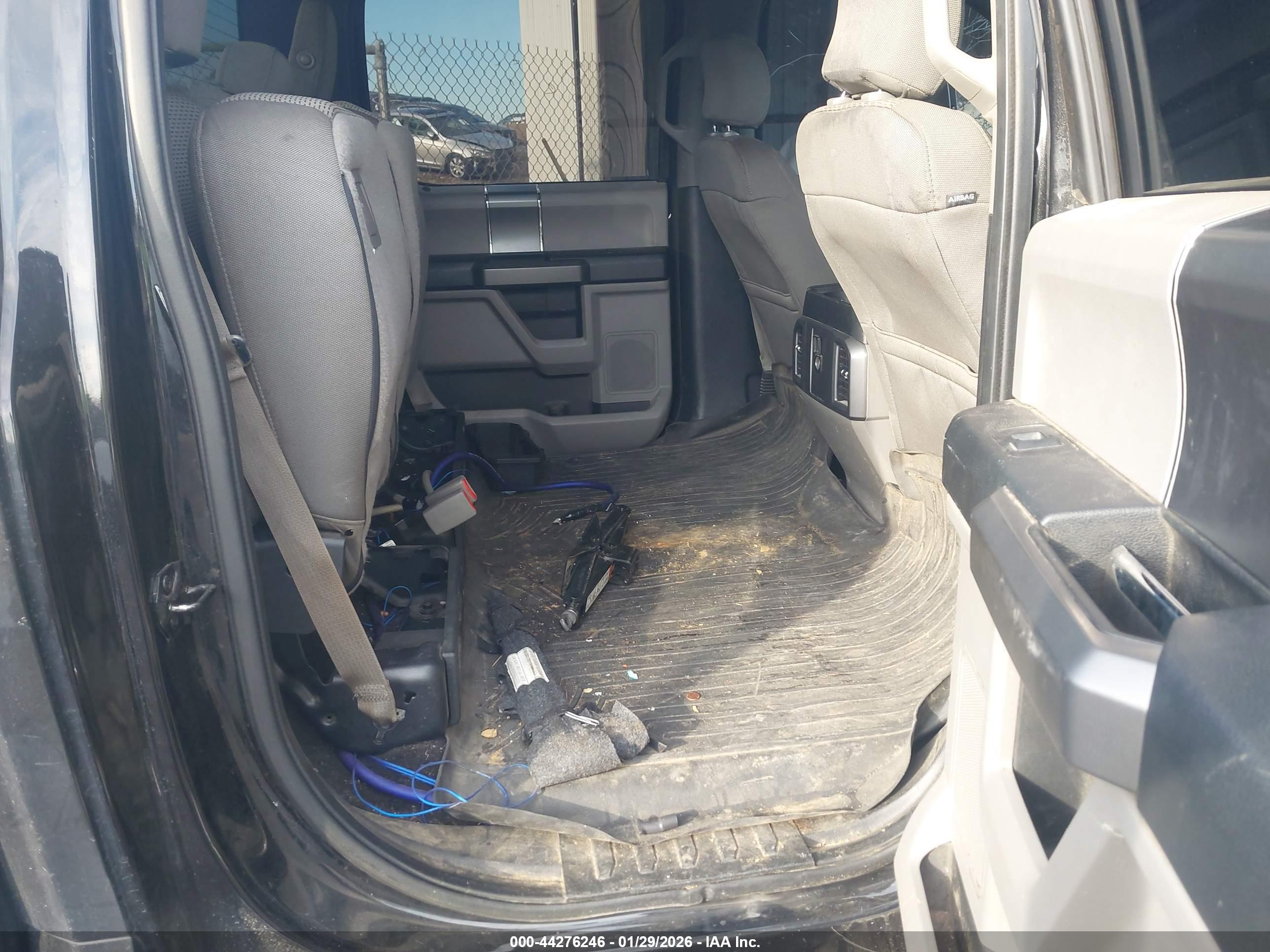 FORD F-150 image 8