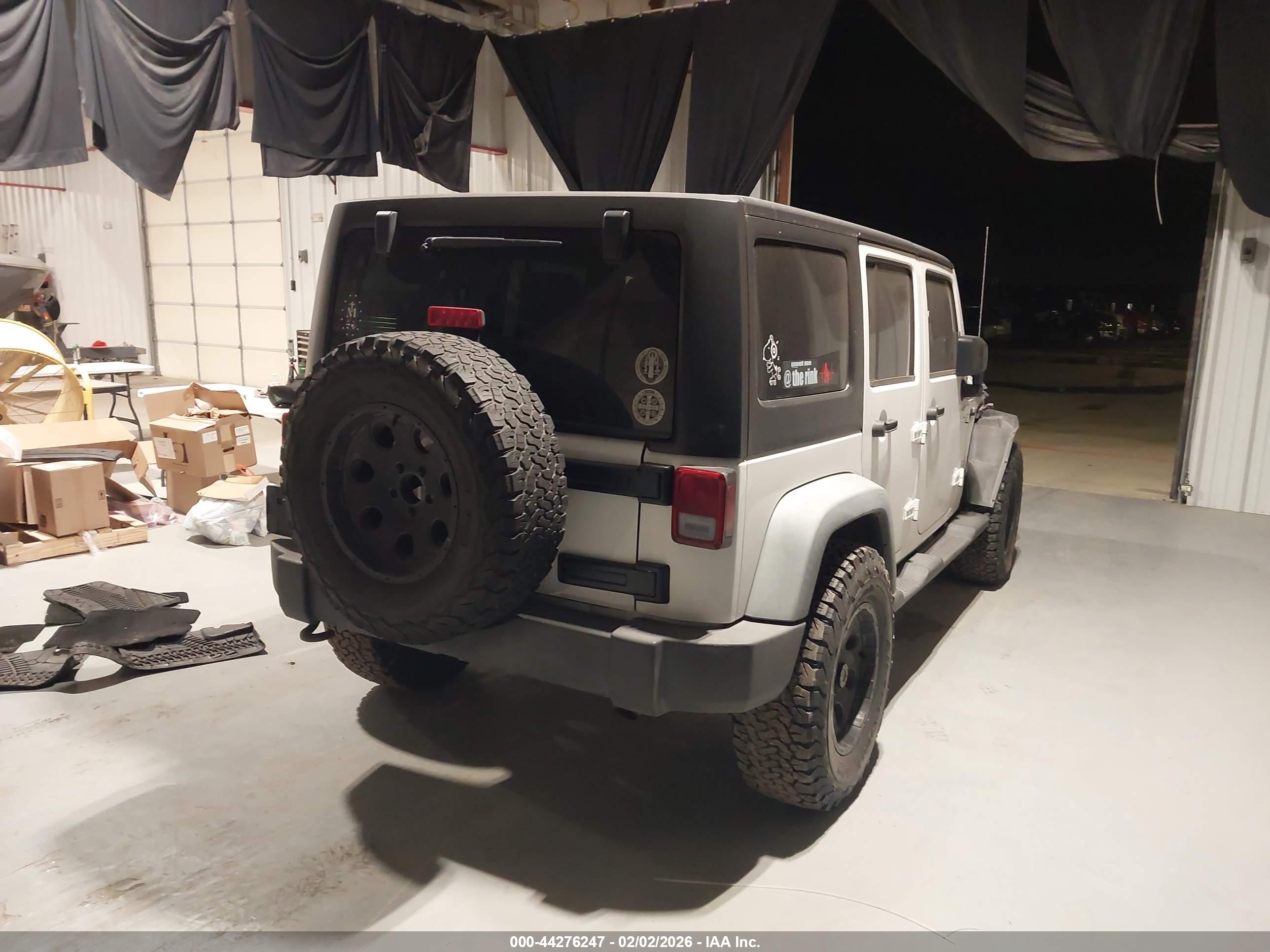 JEEP WRANGLER image 4