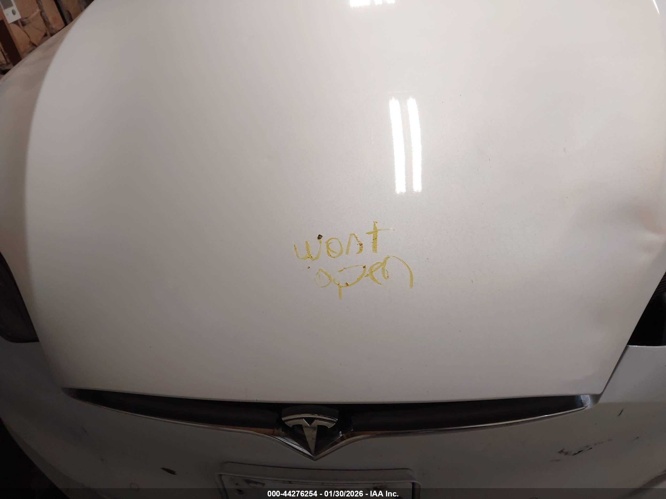 TESLA MODEL image 10
