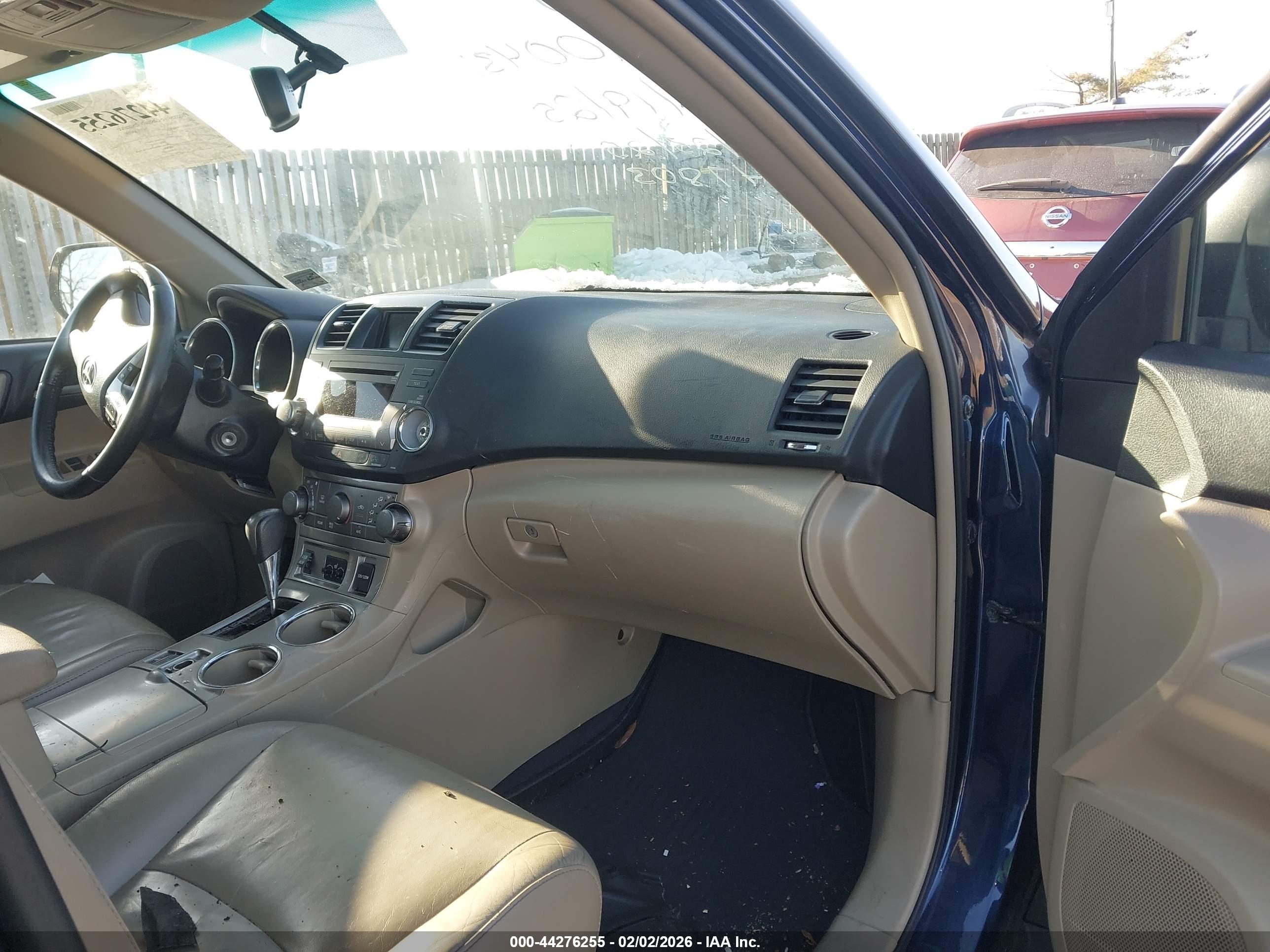 TOYOTA HIGHLANDER image 5