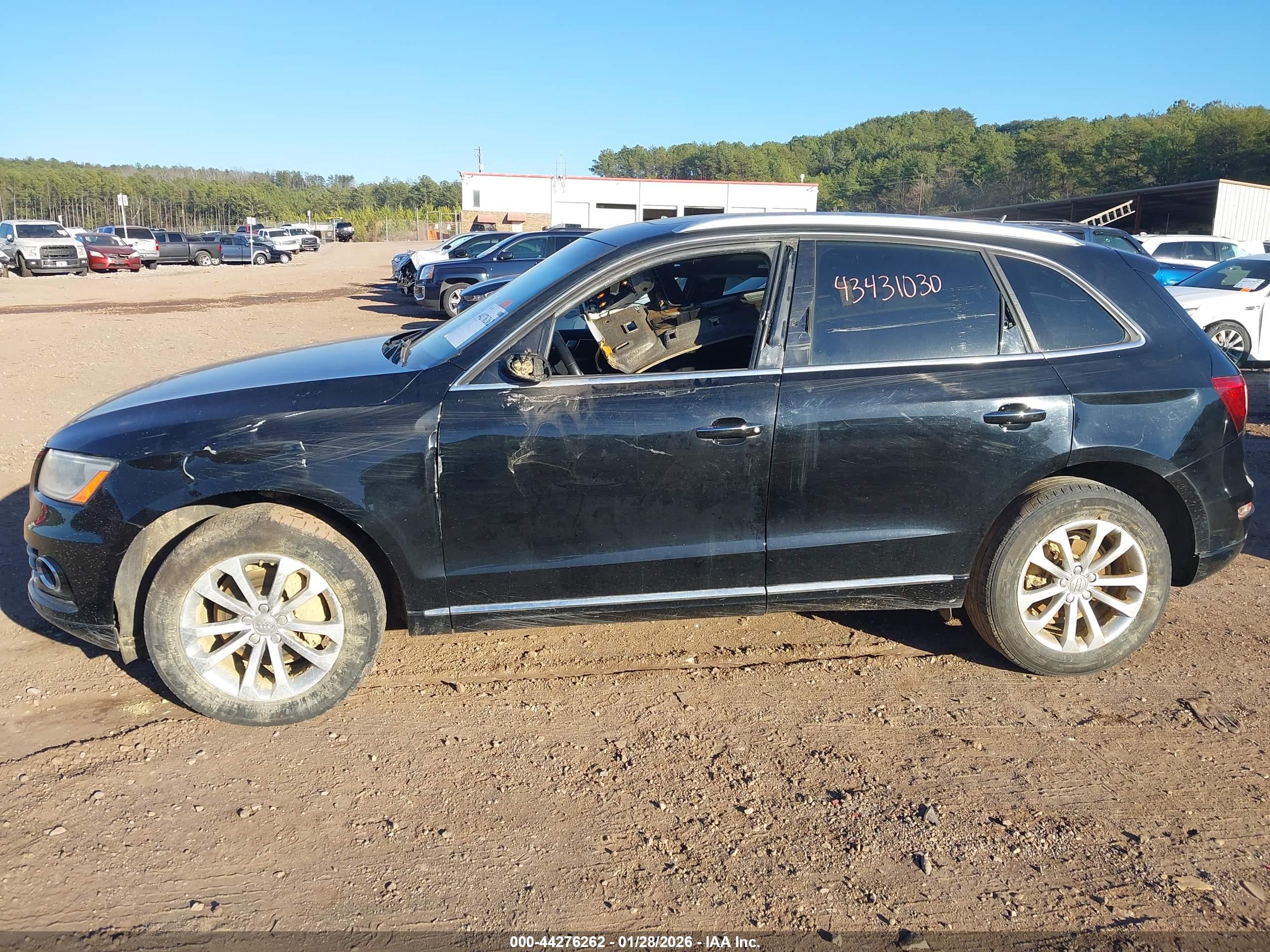 AUDI Q5 image 6