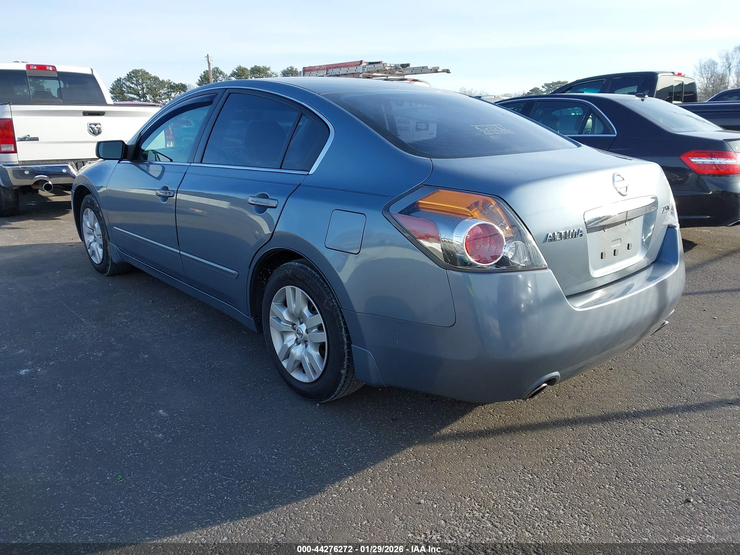 NISSAN ALTIMA image 3