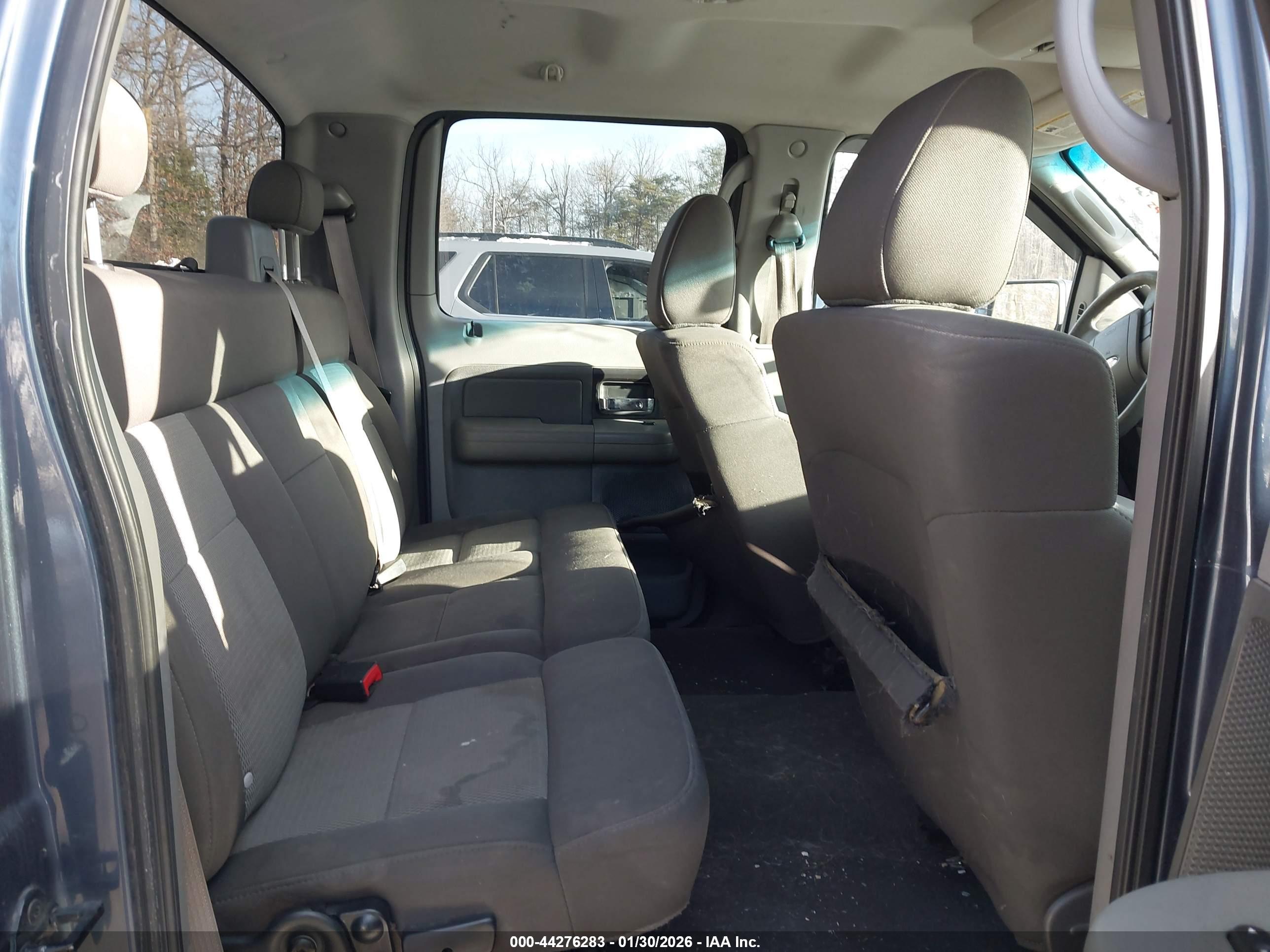 FORD F-150 image 8
