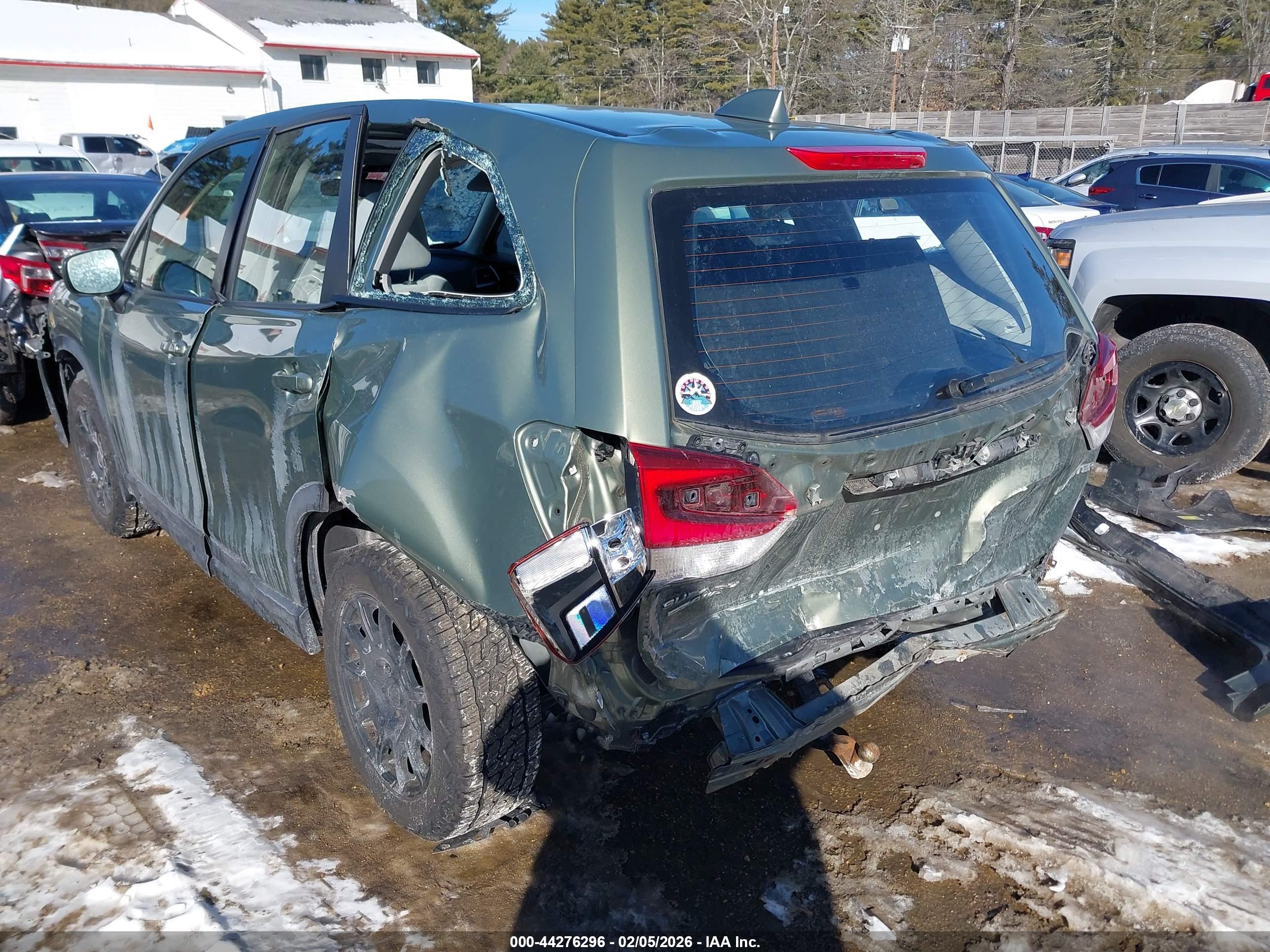 SUBARU FORESTER image 3