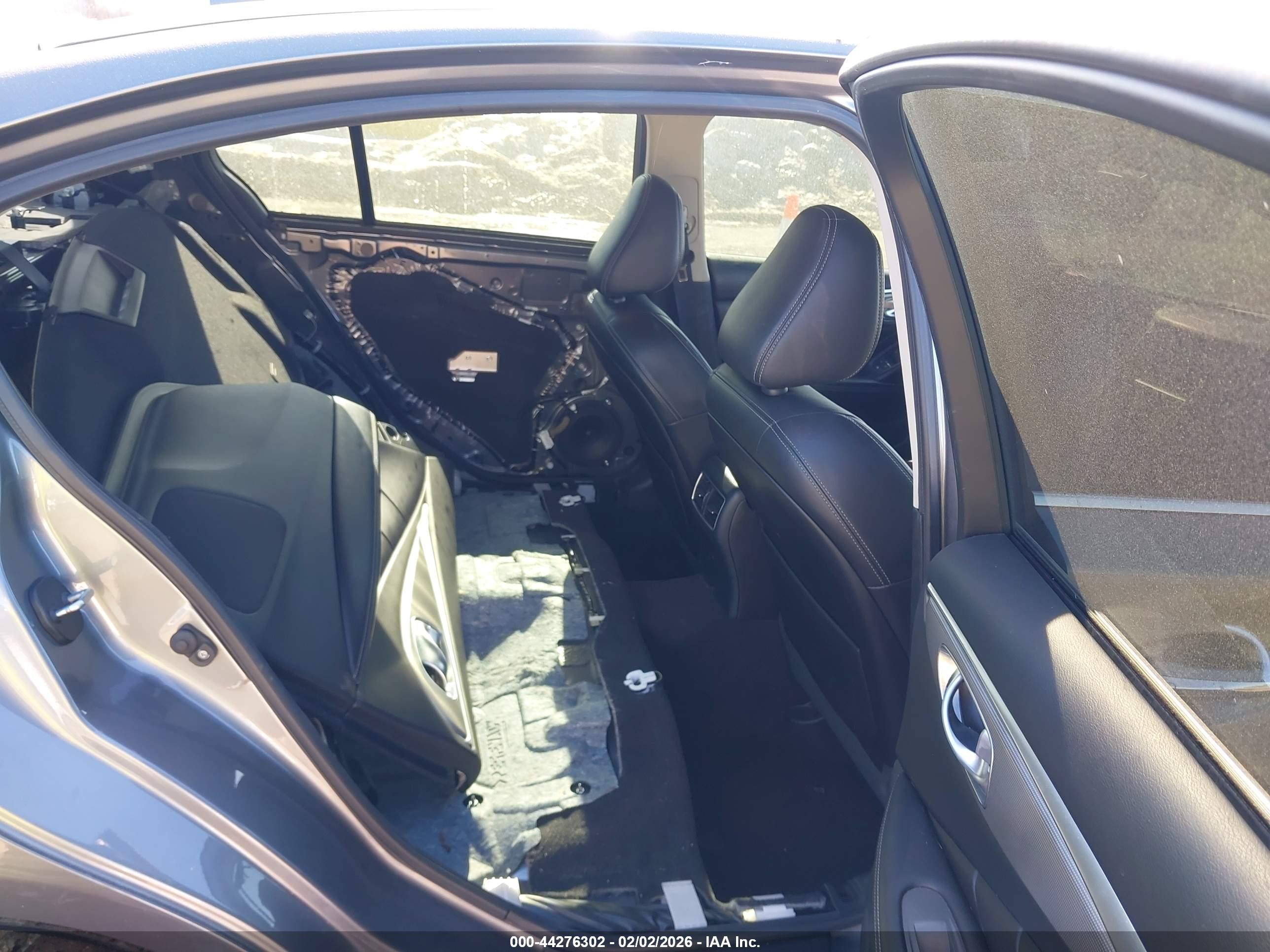 INFINITI Q50 image 8