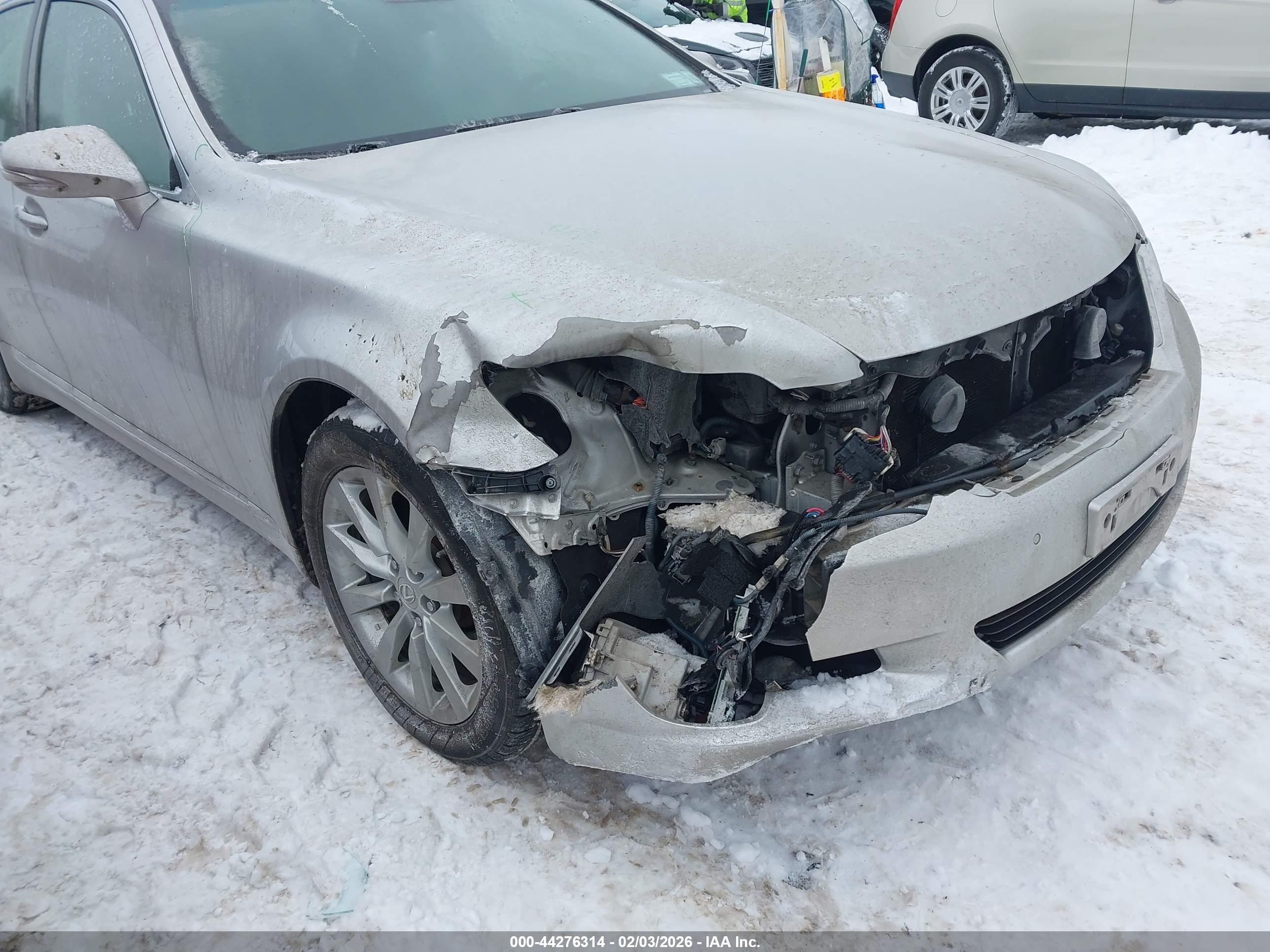 LEXUS LS image 6