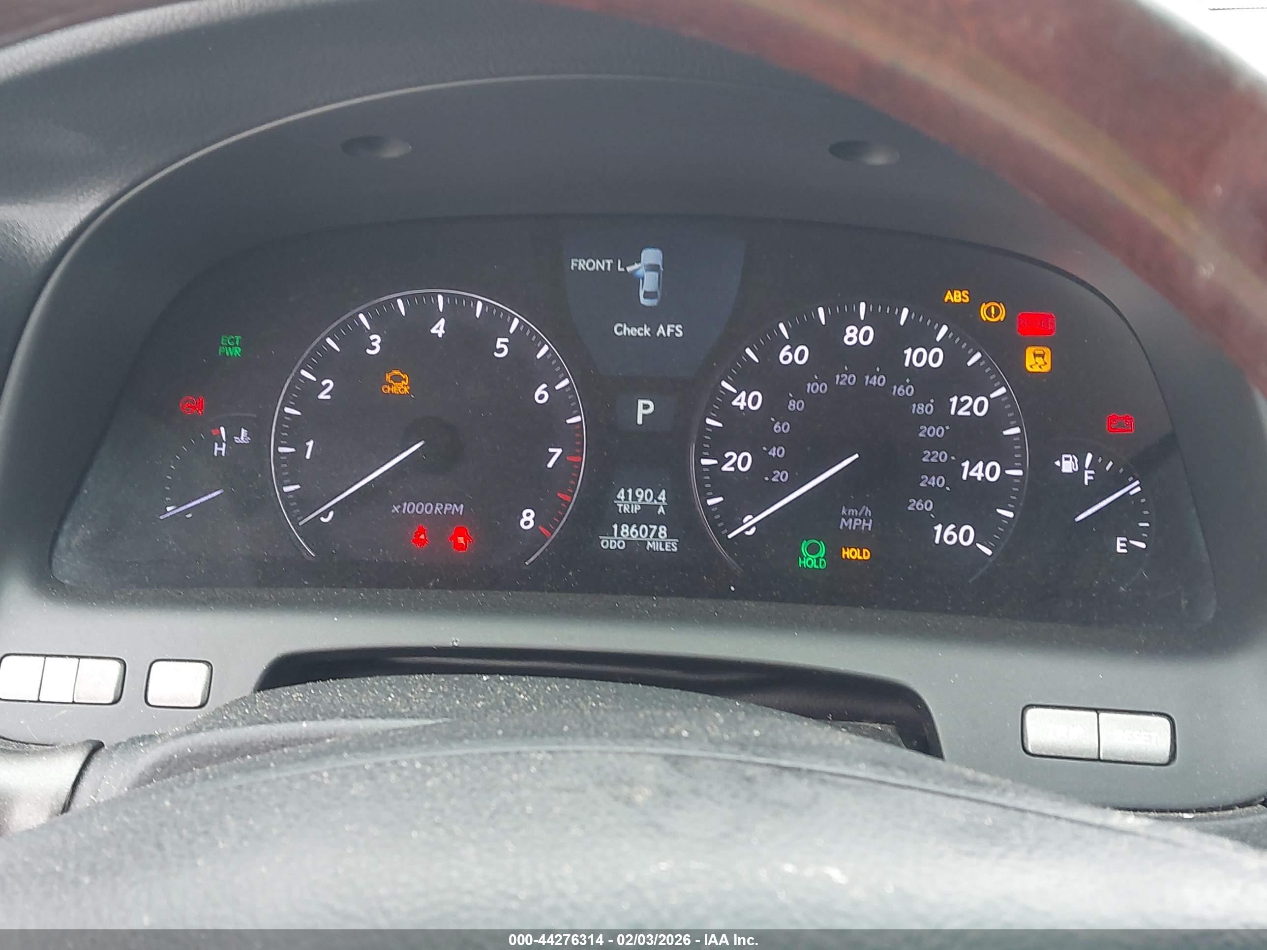 LEXUS LS image 7