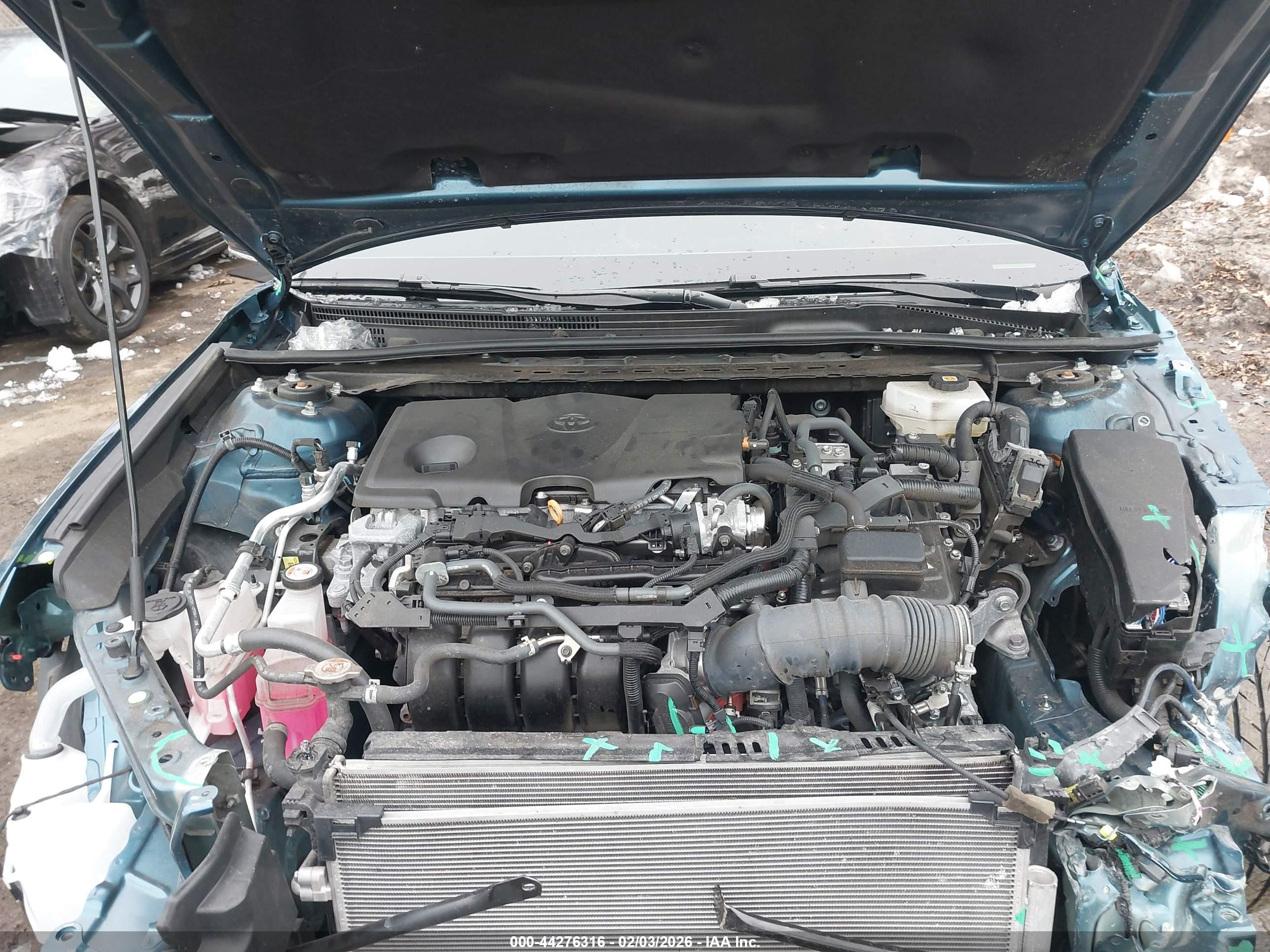 TOYOTA CAMRY image 10