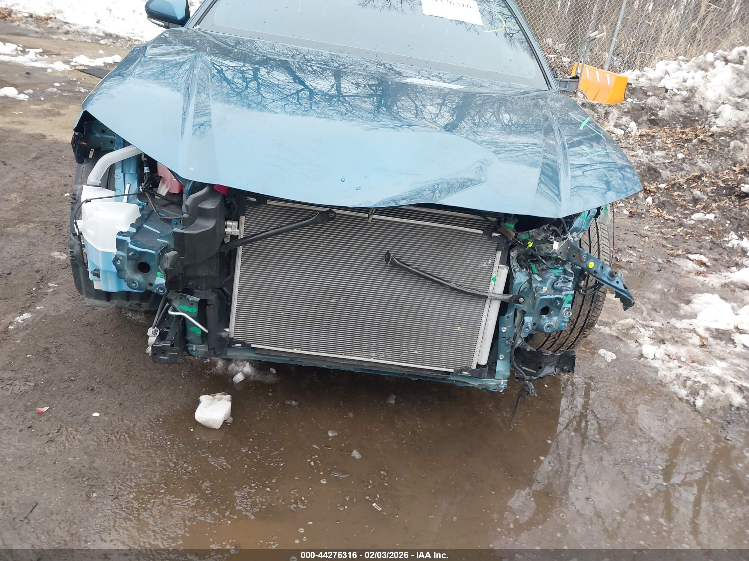 TOYOTA CAMRY image 6