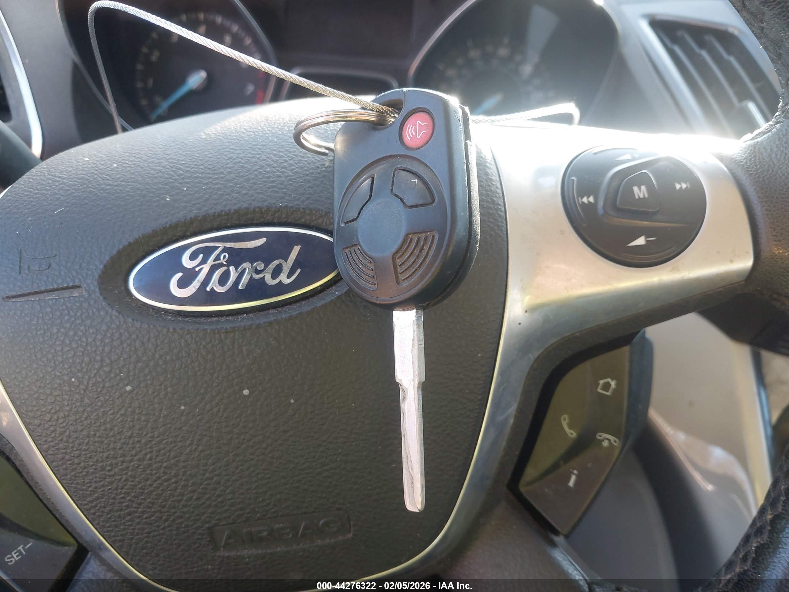 FORD ESCAPE image 11