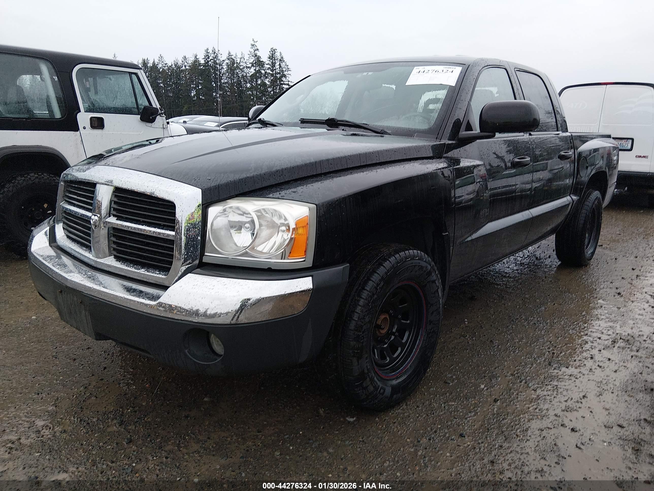 DODGE DAKOTA image 2