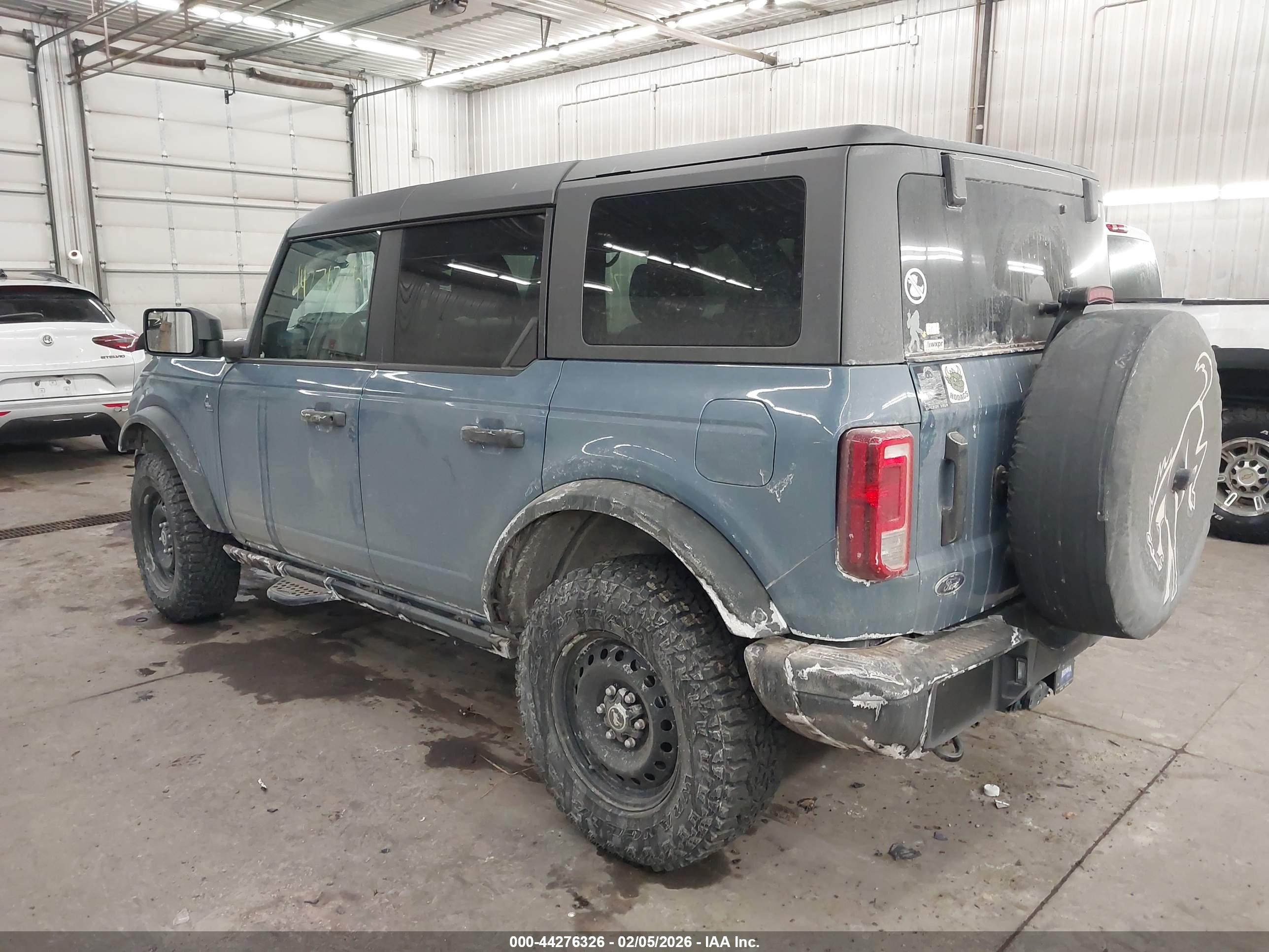 FORD BRONCO image 3