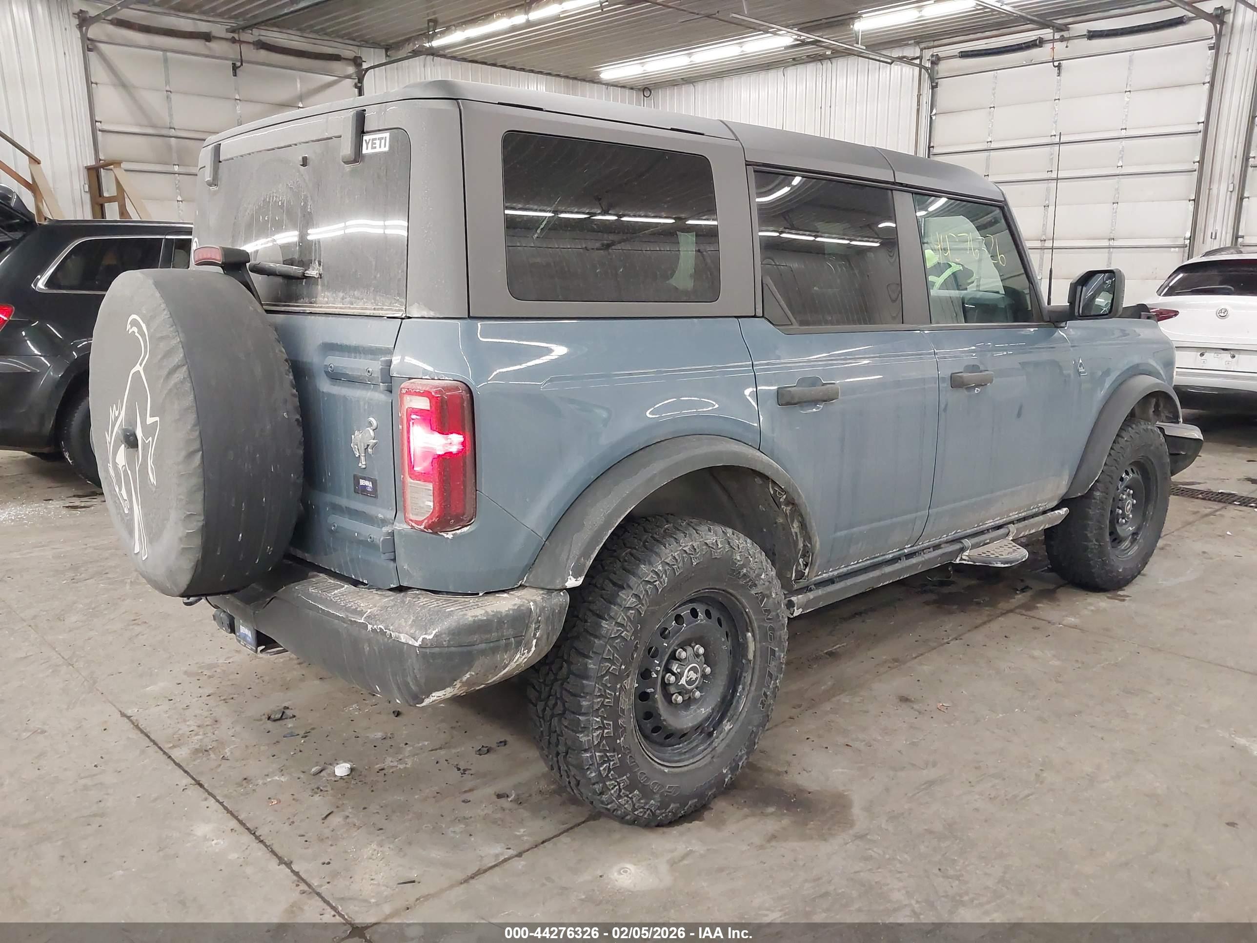 FORD BRONCO image 4