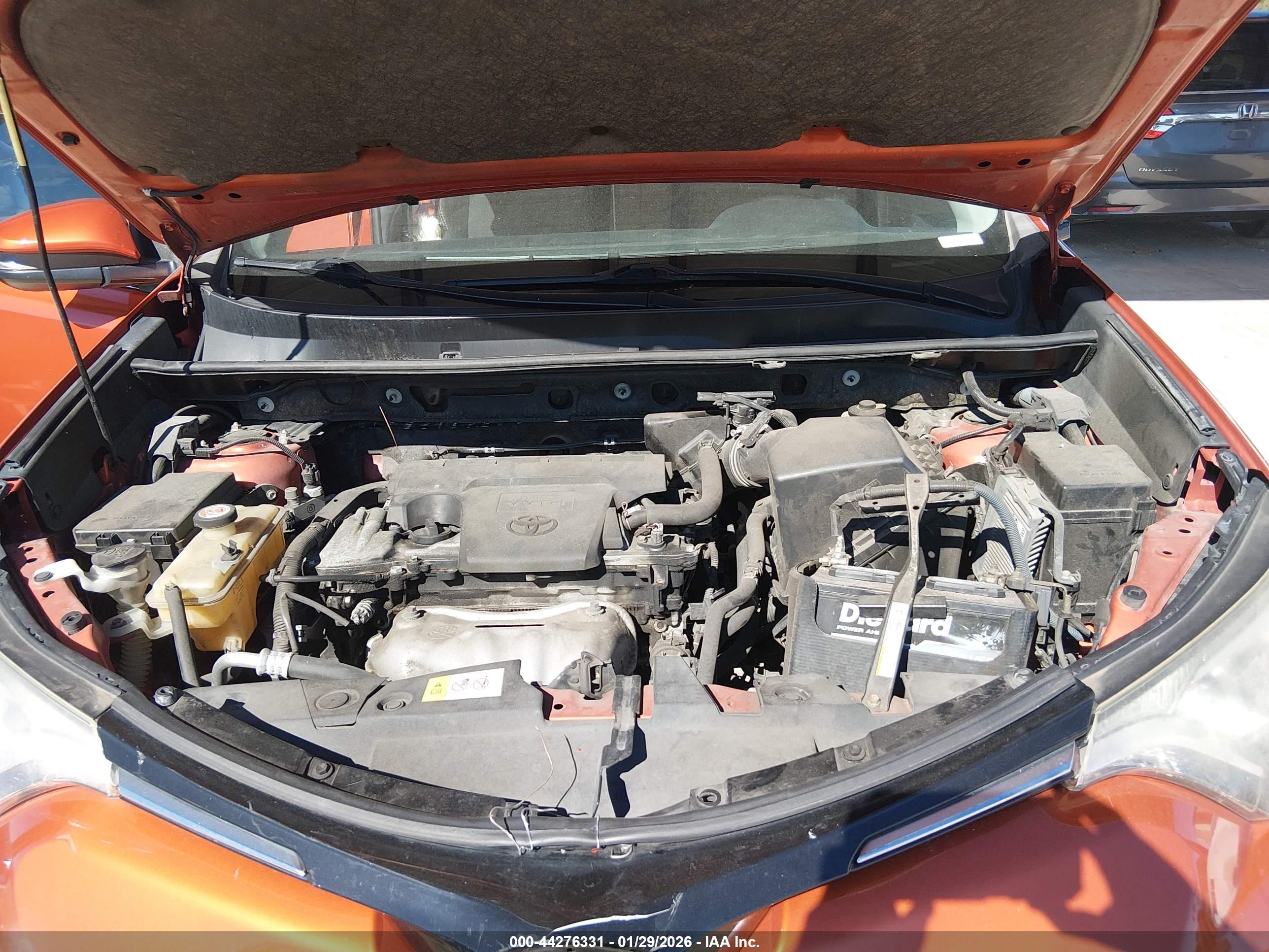 TOYOTA RAV4 image 10
