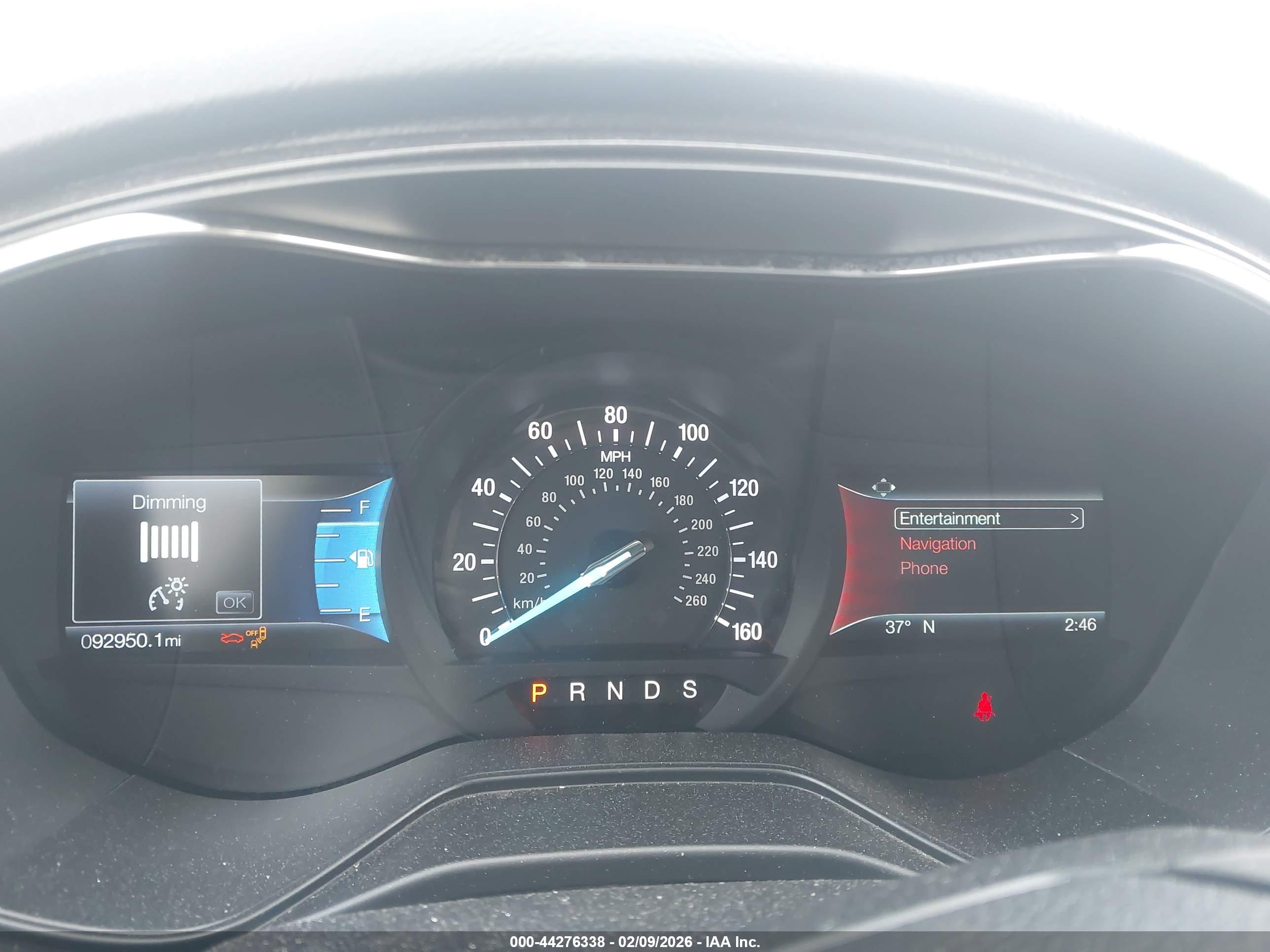 FORD FUSION image 7