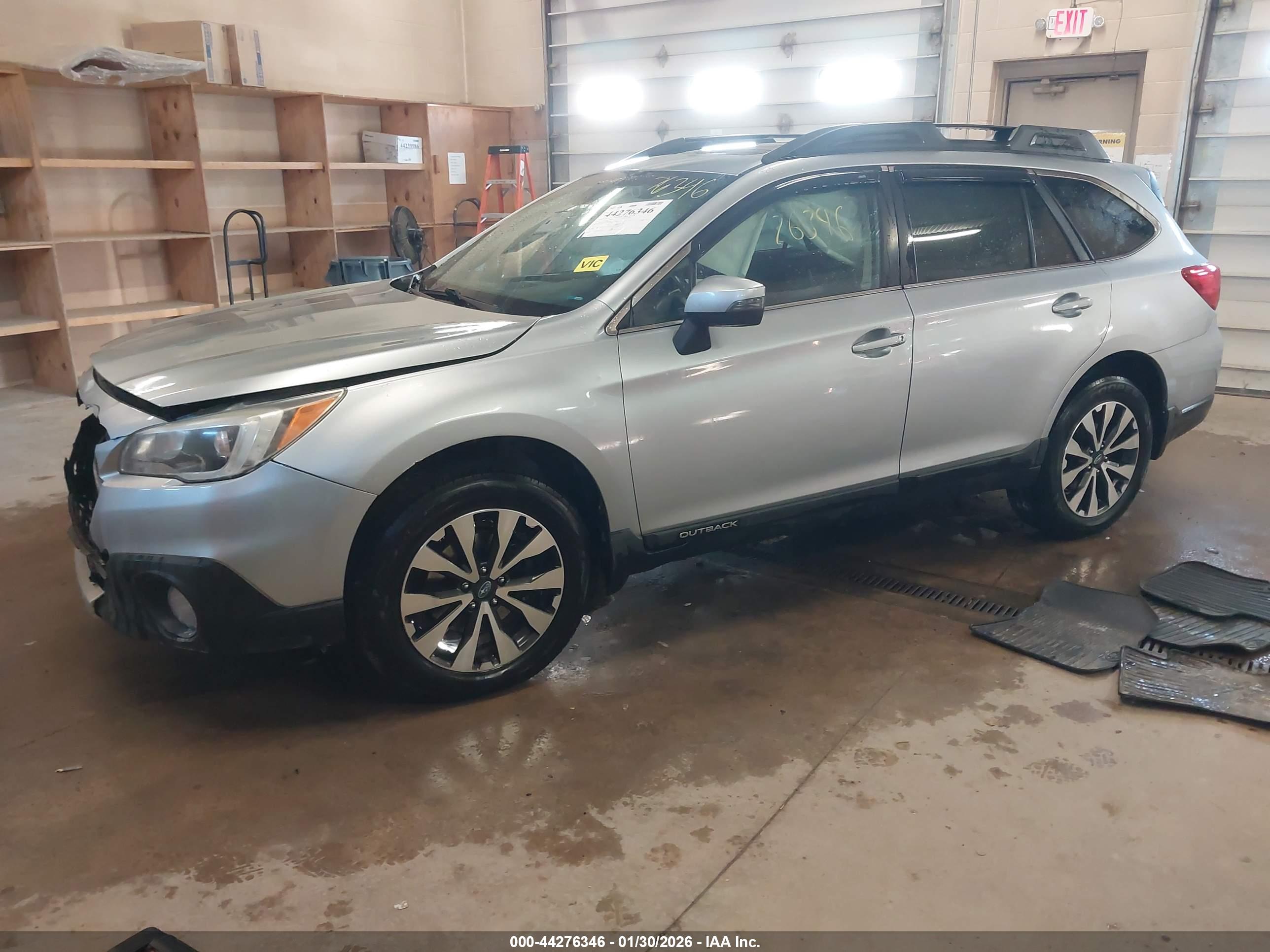 SUBARU OUTBACK image 2