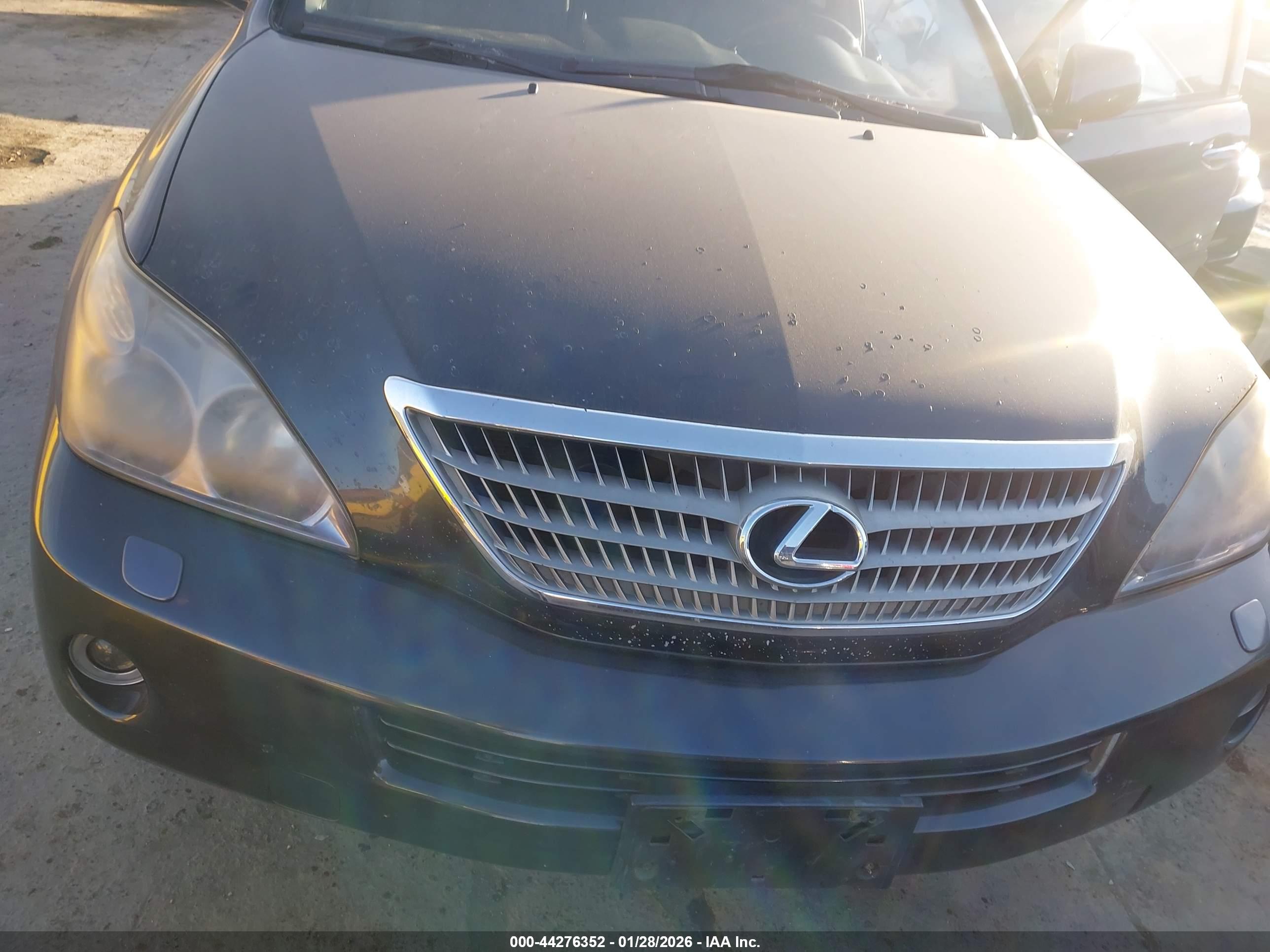 LEXUS RX image 6