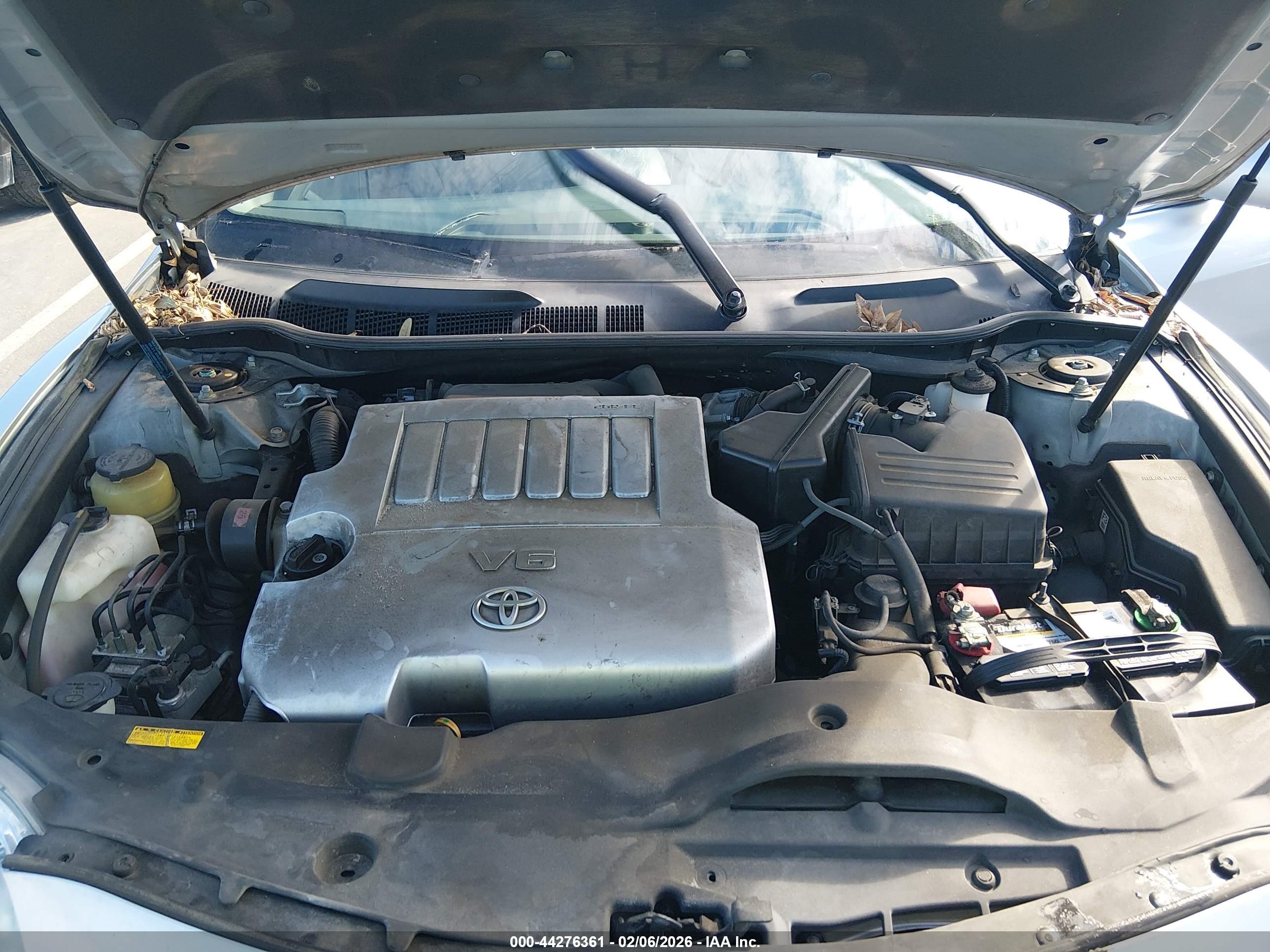 TOYOTA CAMRY image 10