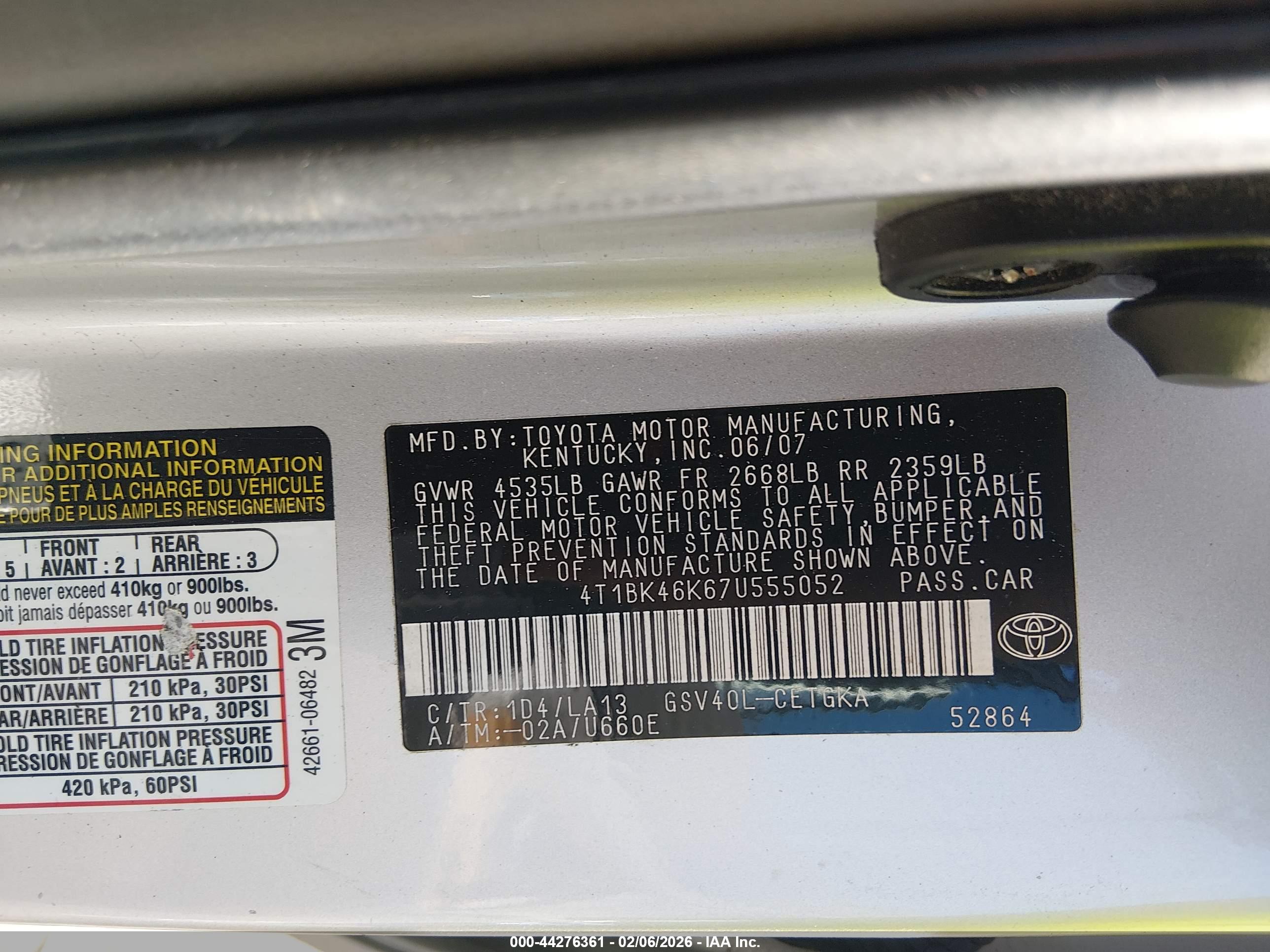 TOYOTA CAMRY image 9