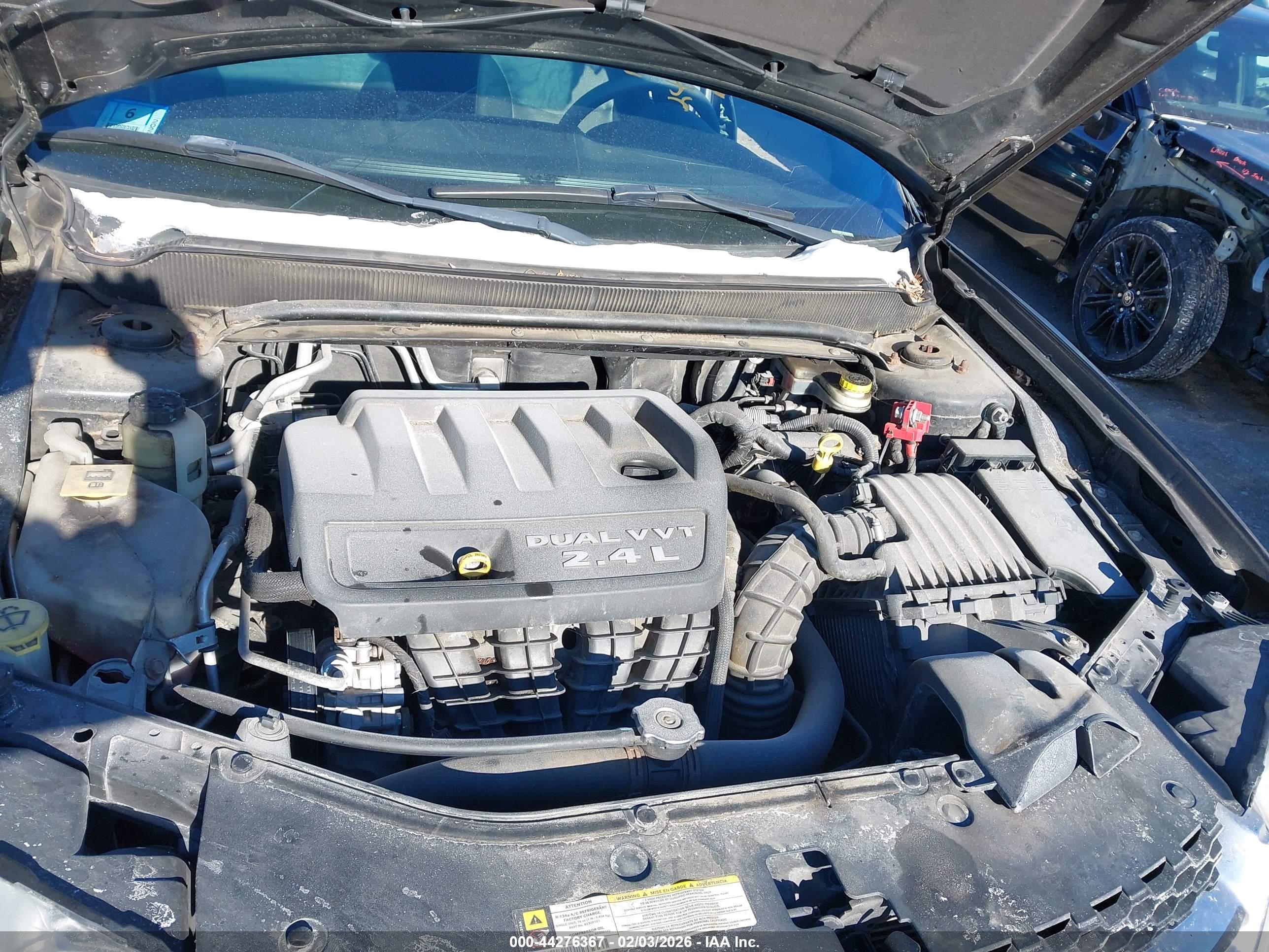 DODGE AVENGER image 10