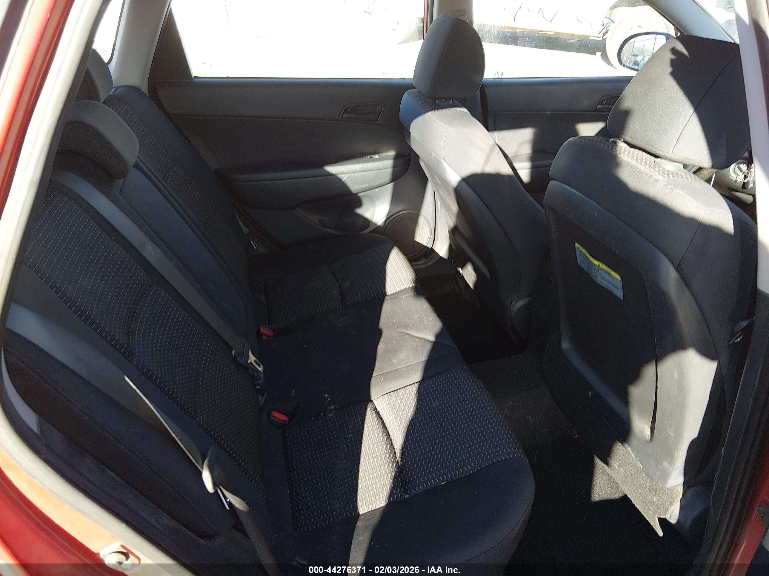 HYUNDAI ELANTRA image 8