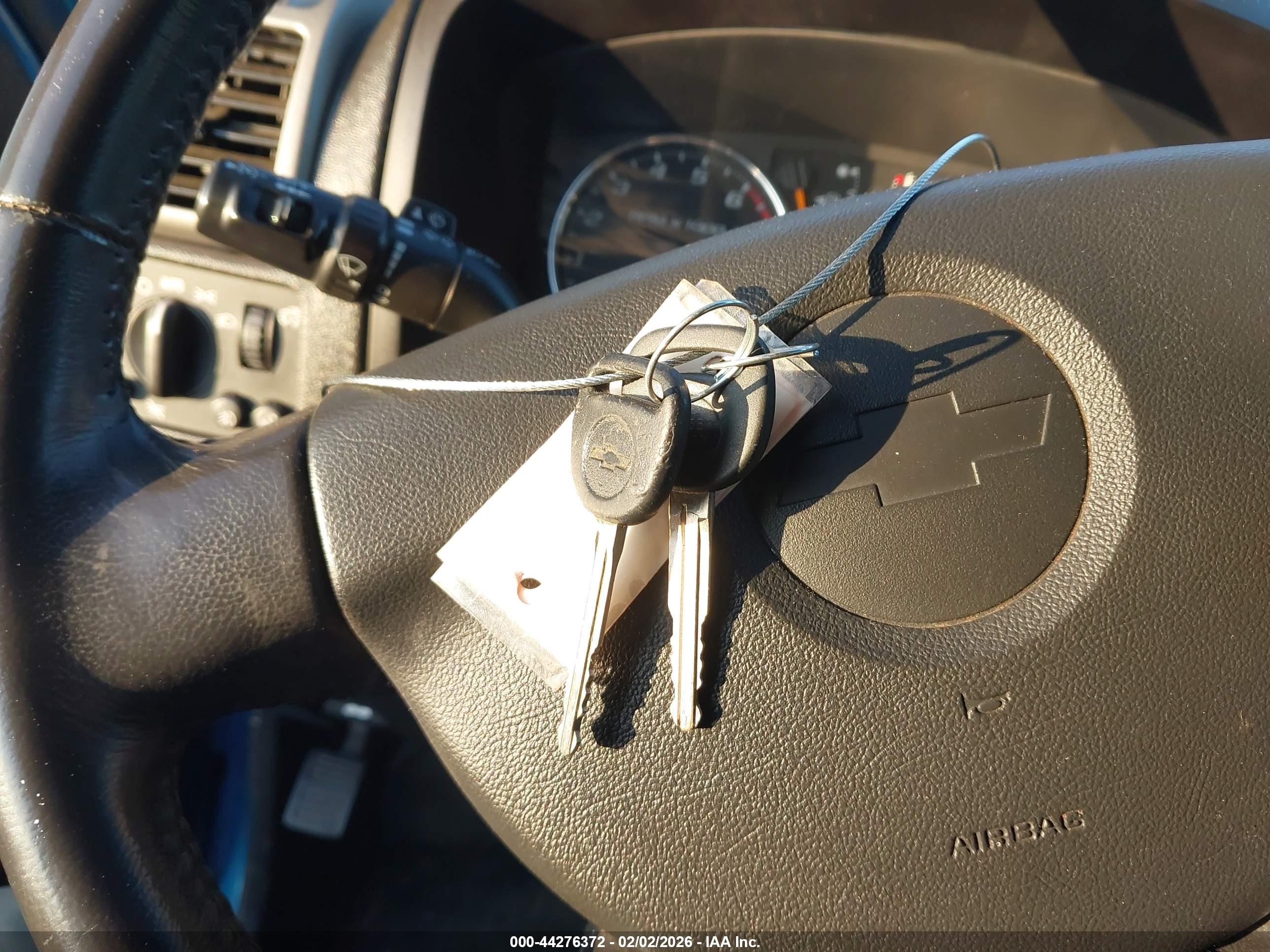 CHEVROLET COLORADO image 11