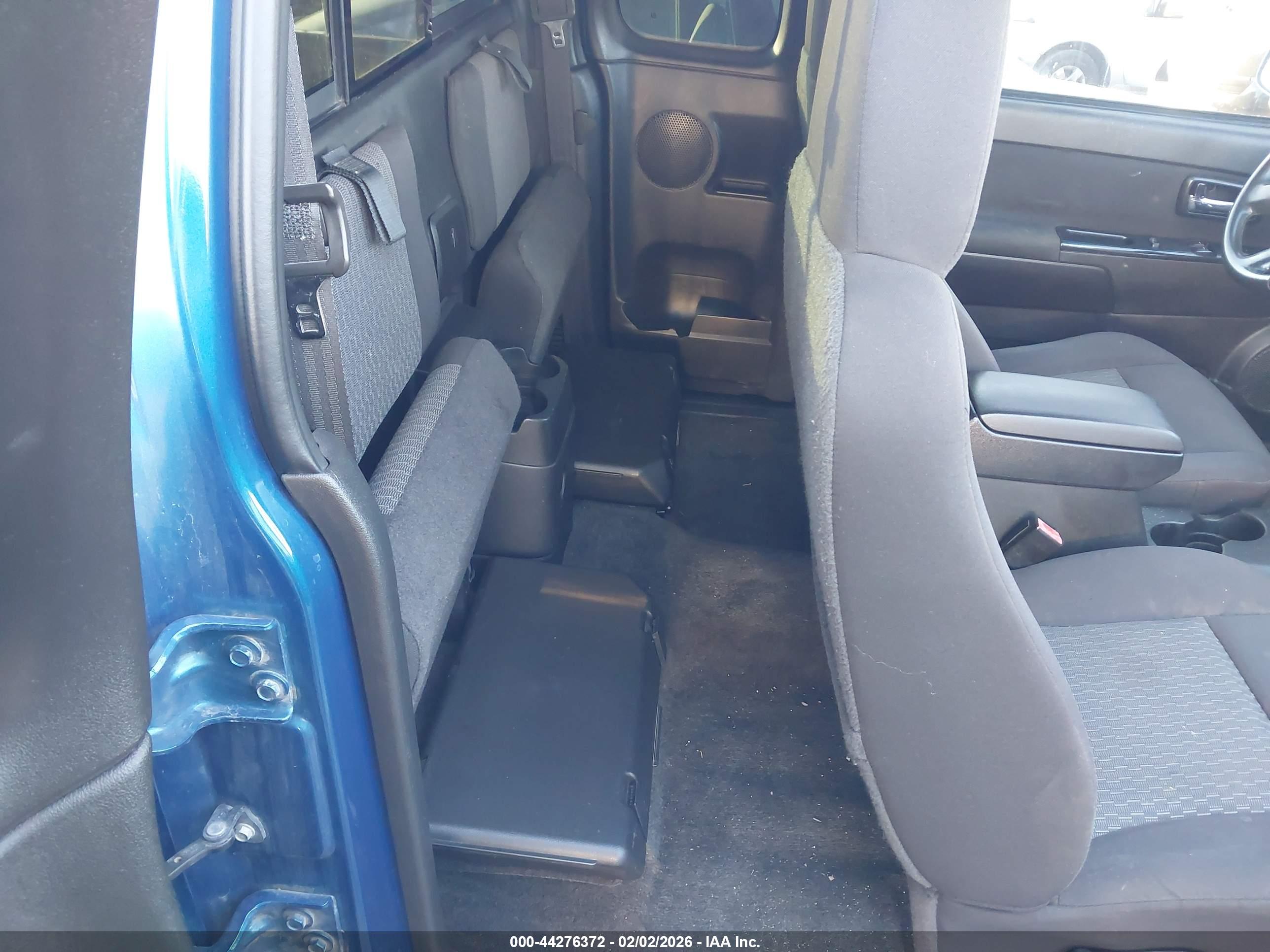 CHEVROLET COLORADO image 8