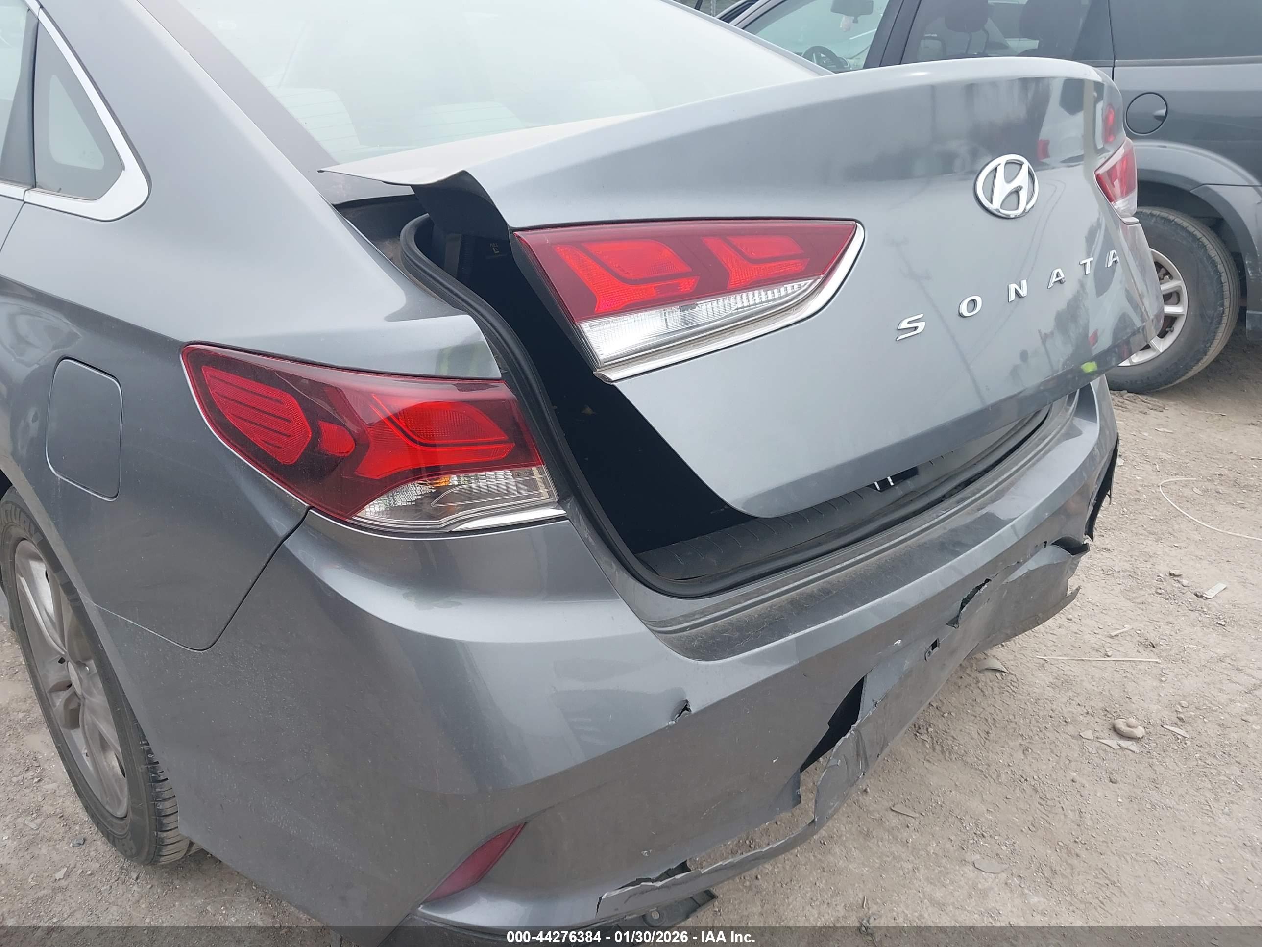 HYUNDAI SONATA image 6