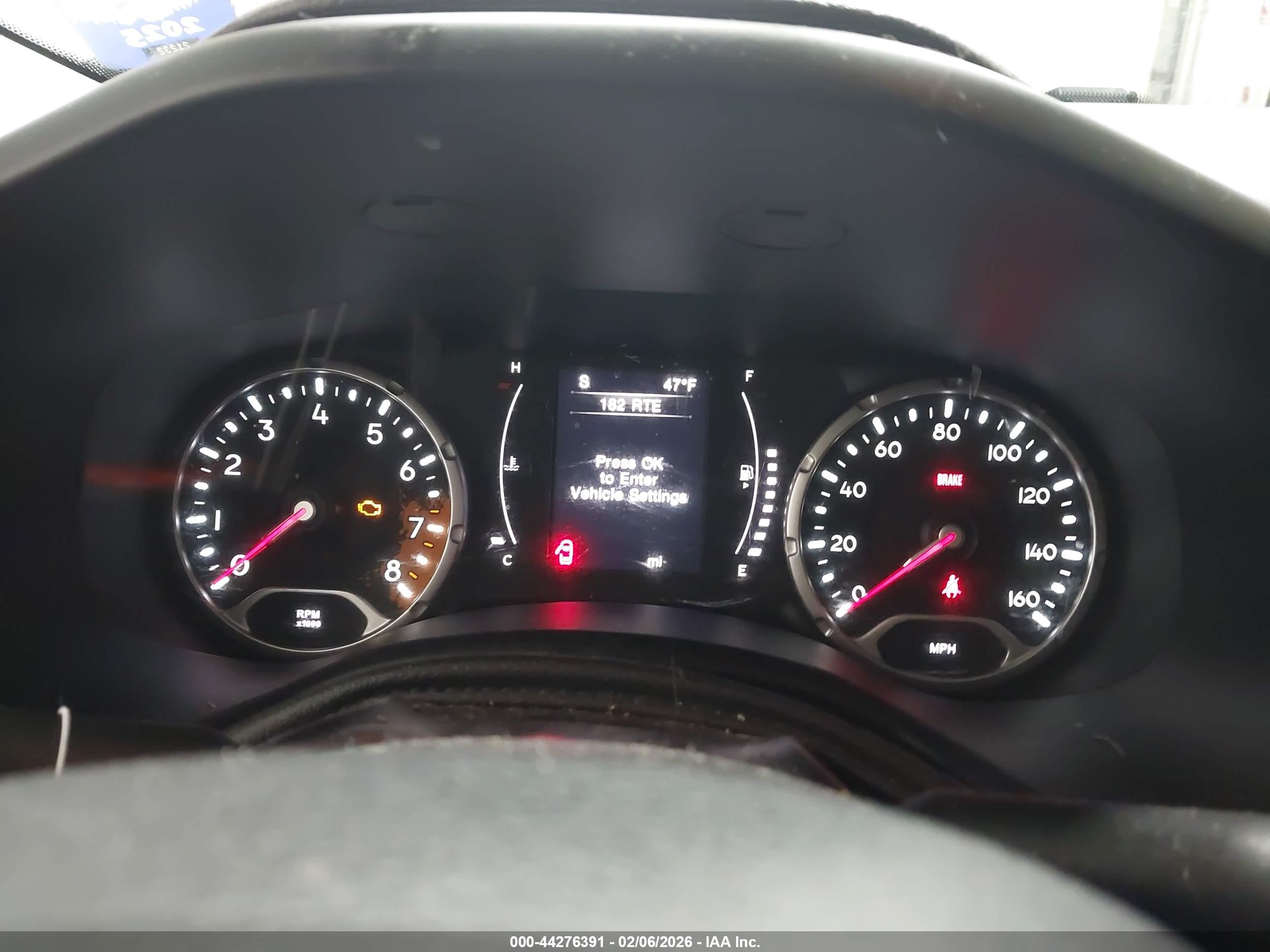 JEEP RENEGADE image 7