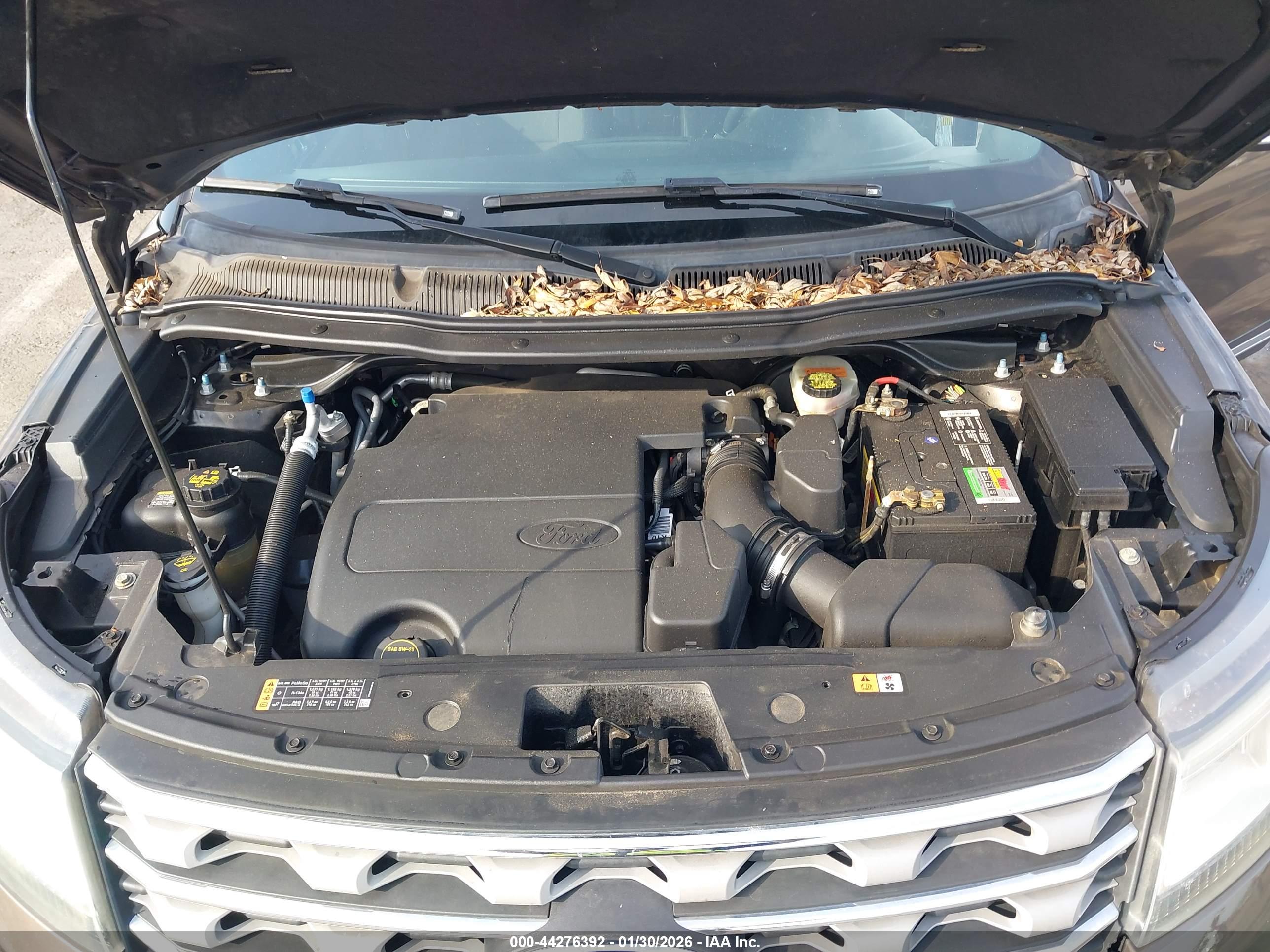 FORD EXPLORER image 10