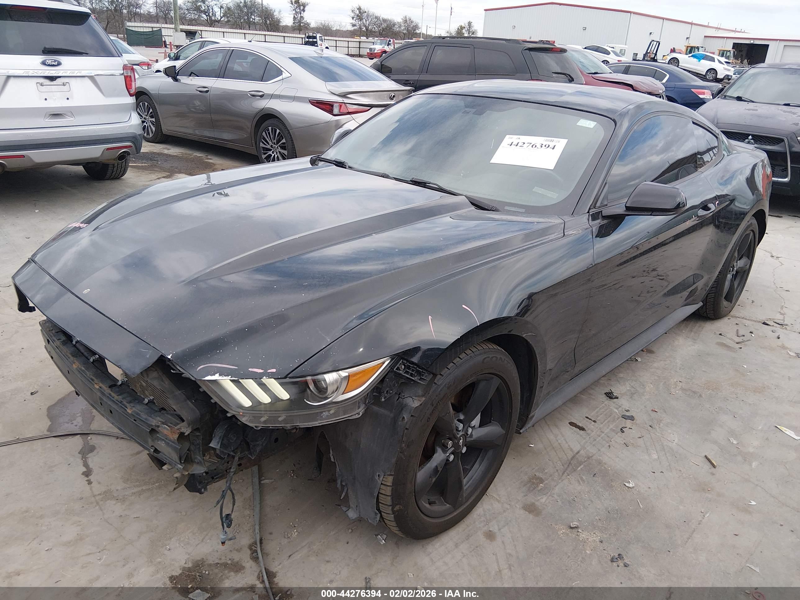 FORD MUSTANG image 2